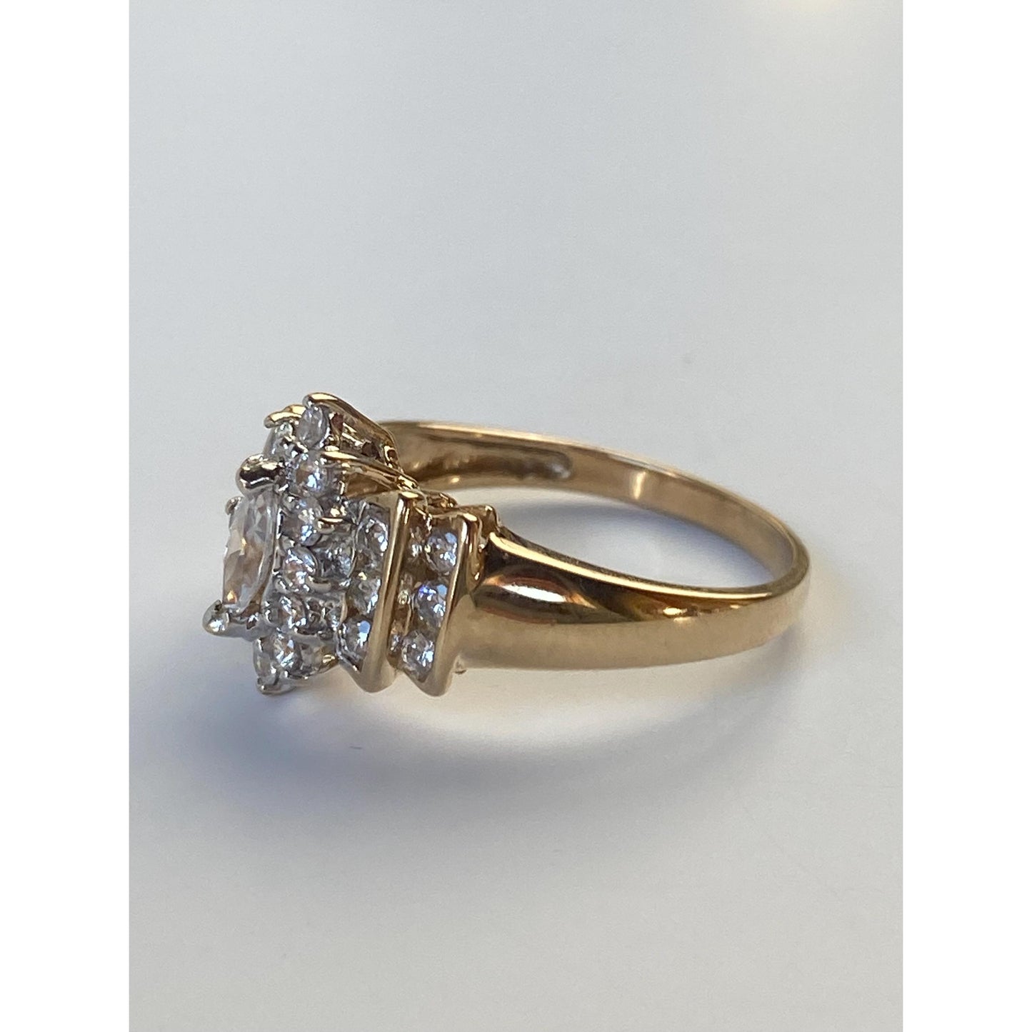 Solid 10k Yellow Gold Clear Cubic Zirconia Ring - Size 6.75