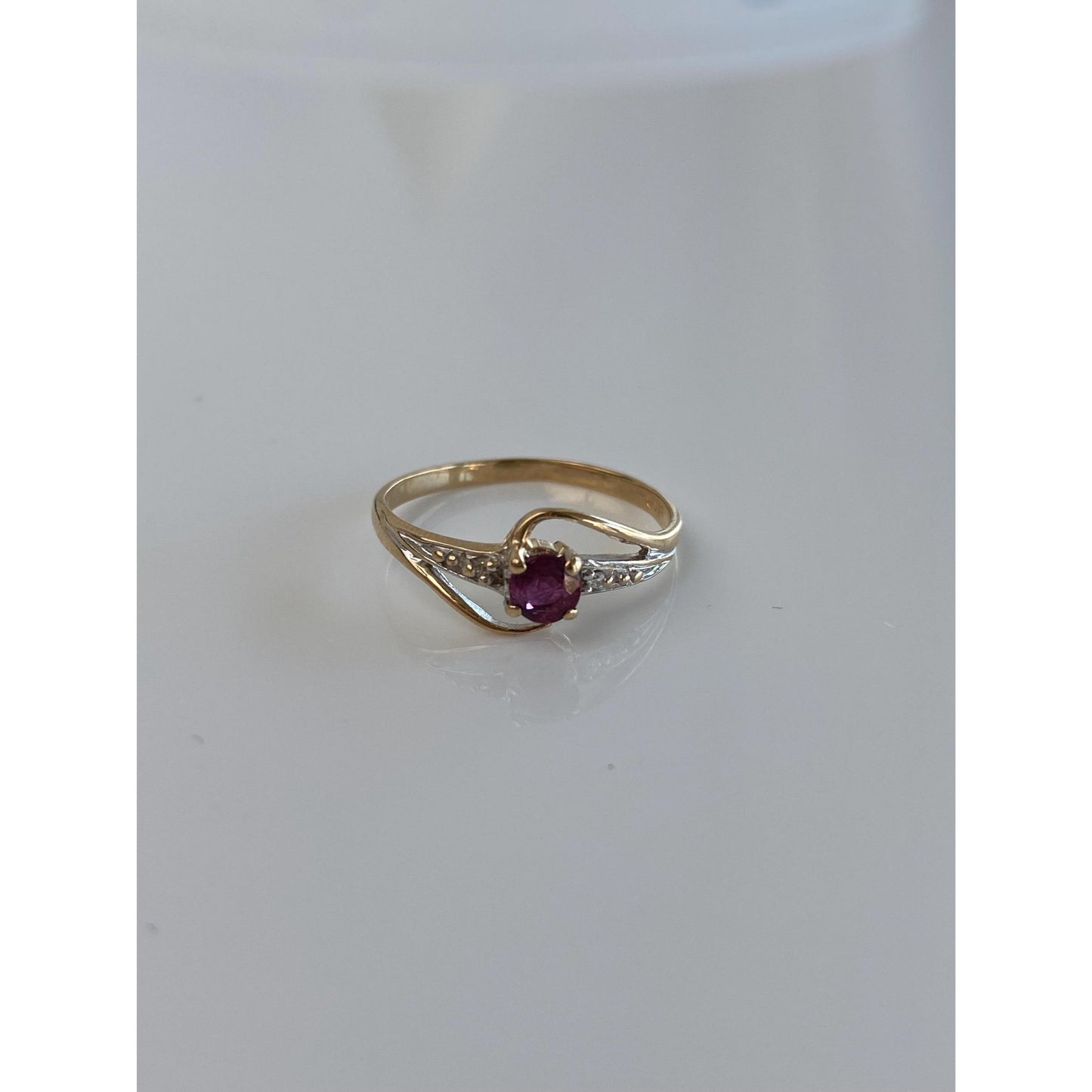 Solid 14k Yellow Gold Pink & Clear Sapphire Ring - Size 5.75