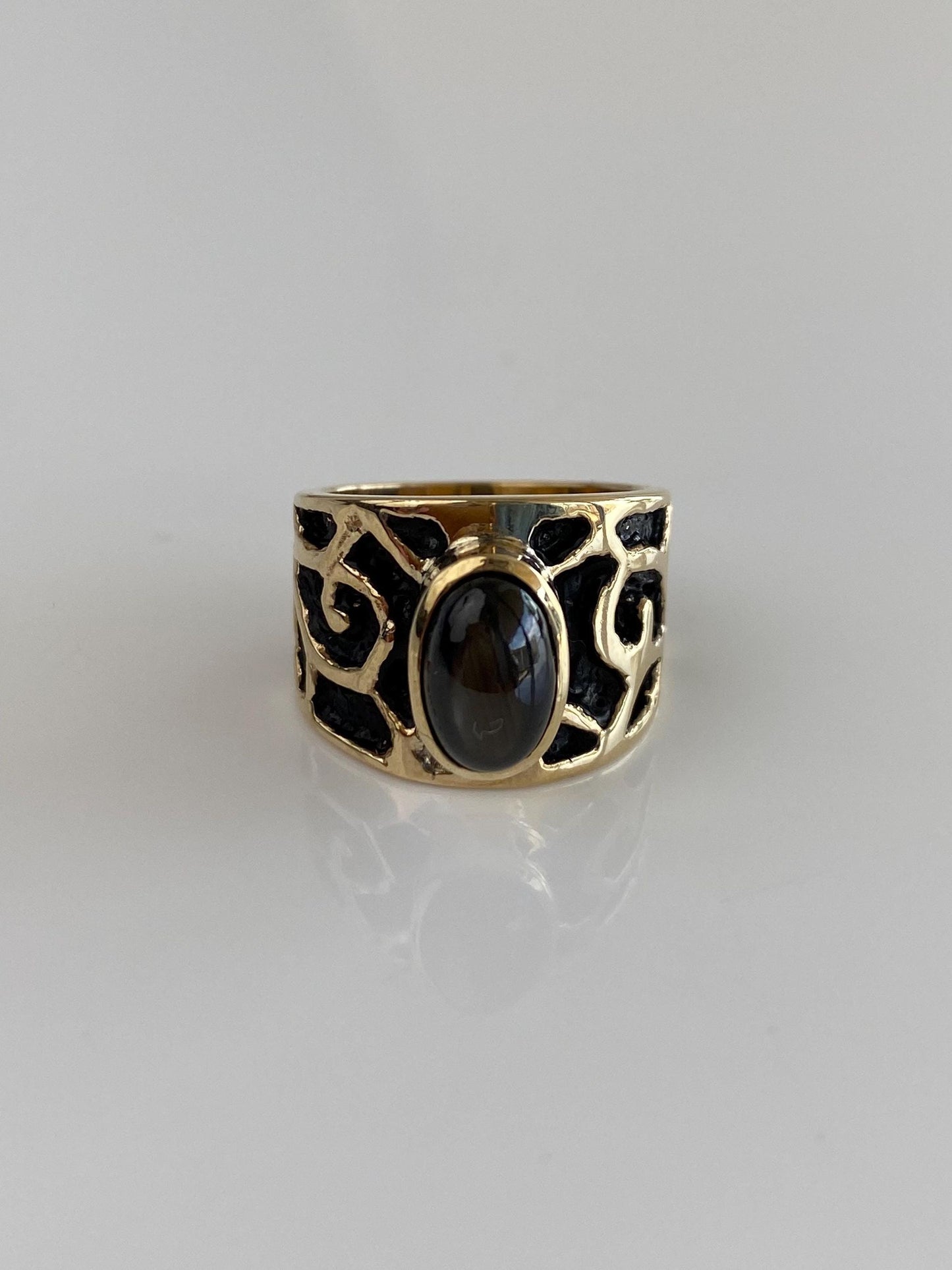 Vintage Solid 10k Yellow Gold Star Sapphire Designed Ring Band - Size 3.5