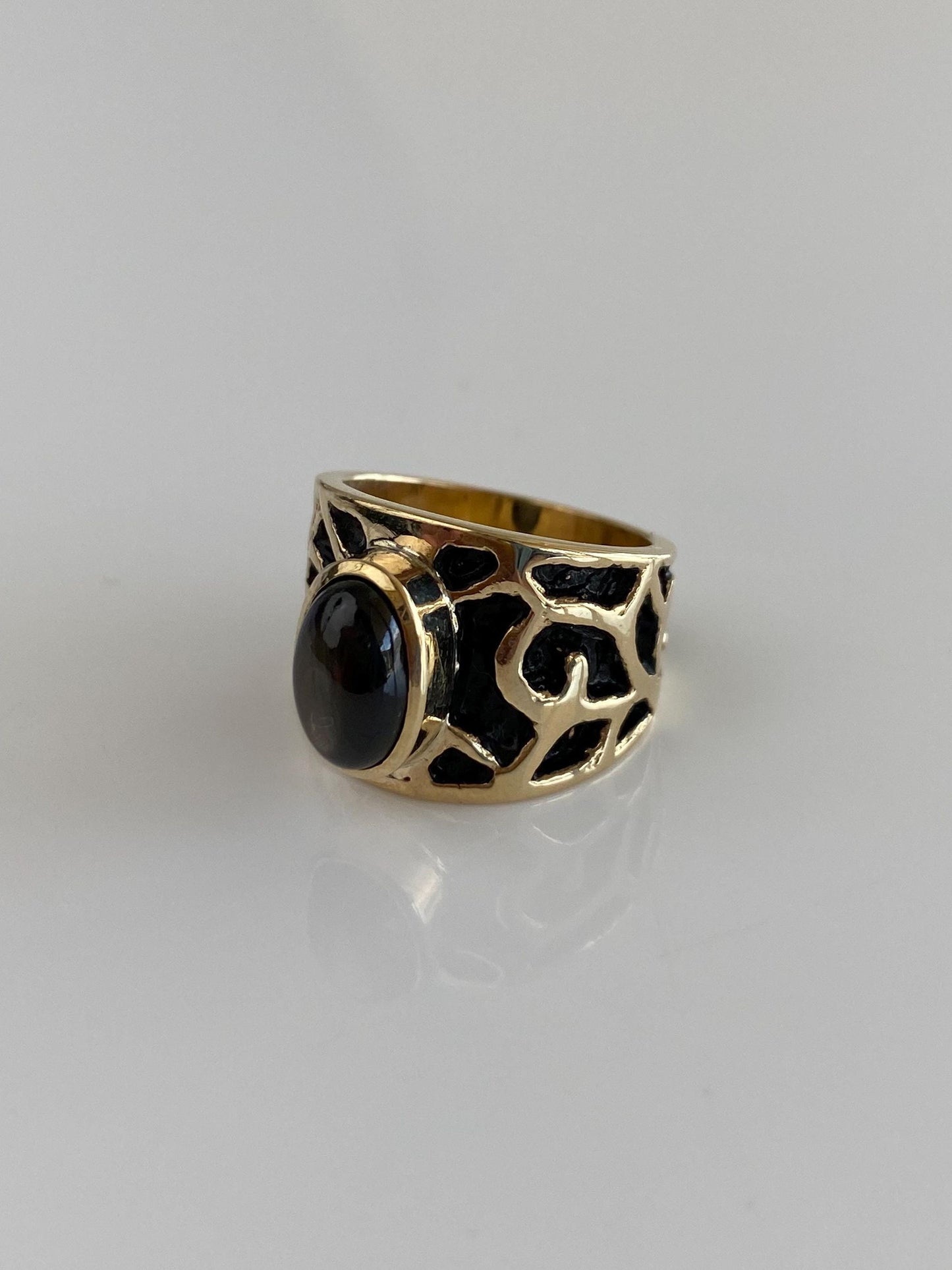 Vintage Solid 10k Yellow Gold Star Sapphire Designed Ring Band - Size 3.5