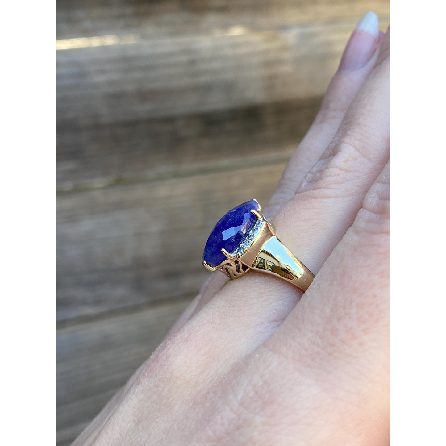 Solid 10k Yellow Gold Tanzanite Diamond Ring - Size 7