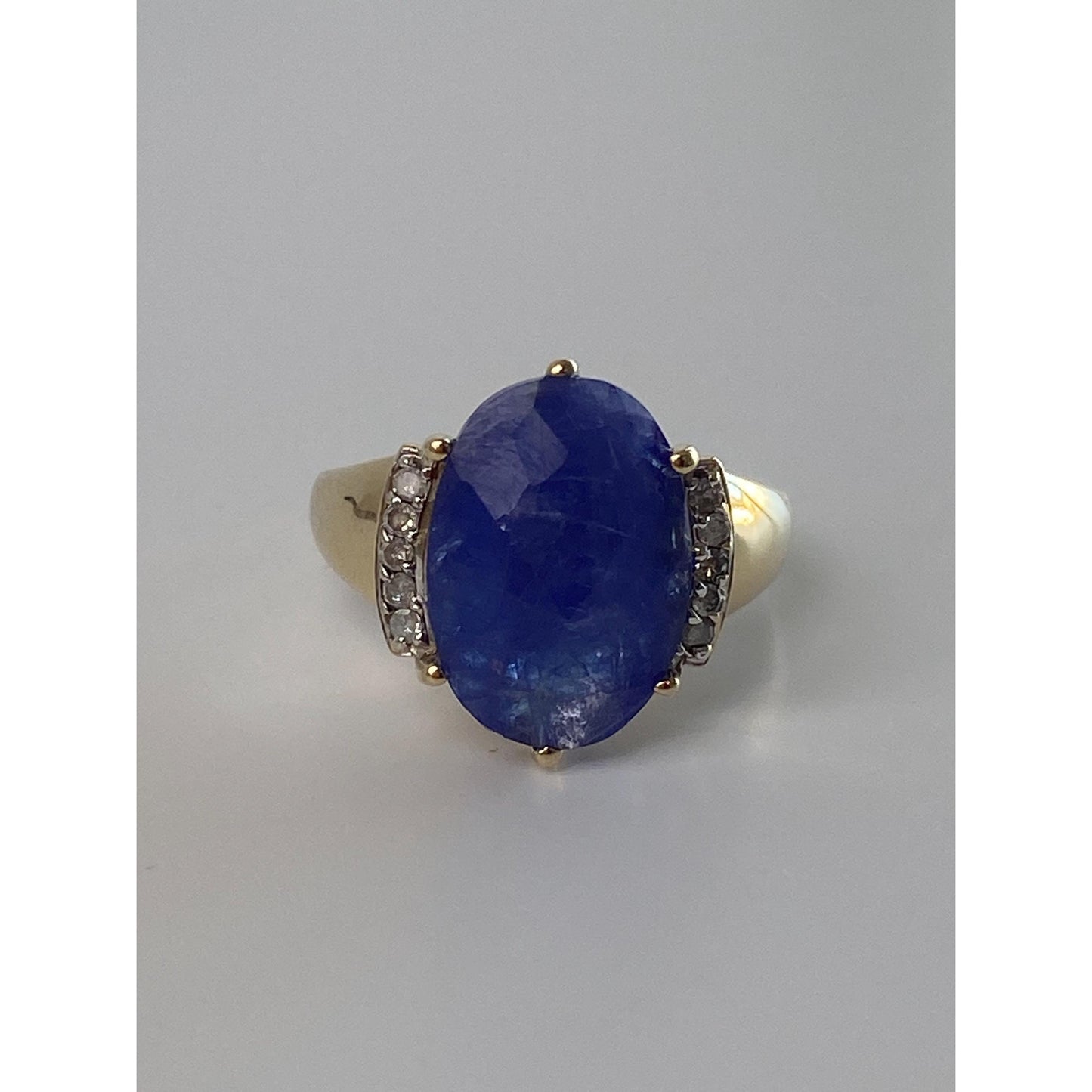 Solid 10k Yellow Gold Tanzanite Diamond Ring - Size 7