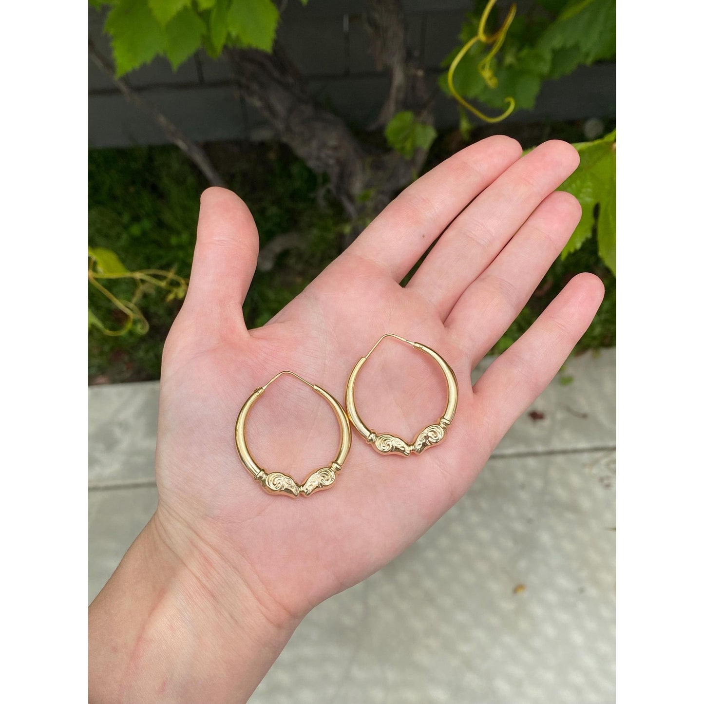 Vintage 18k Yellow Gold Ram Head Hoop Earrings