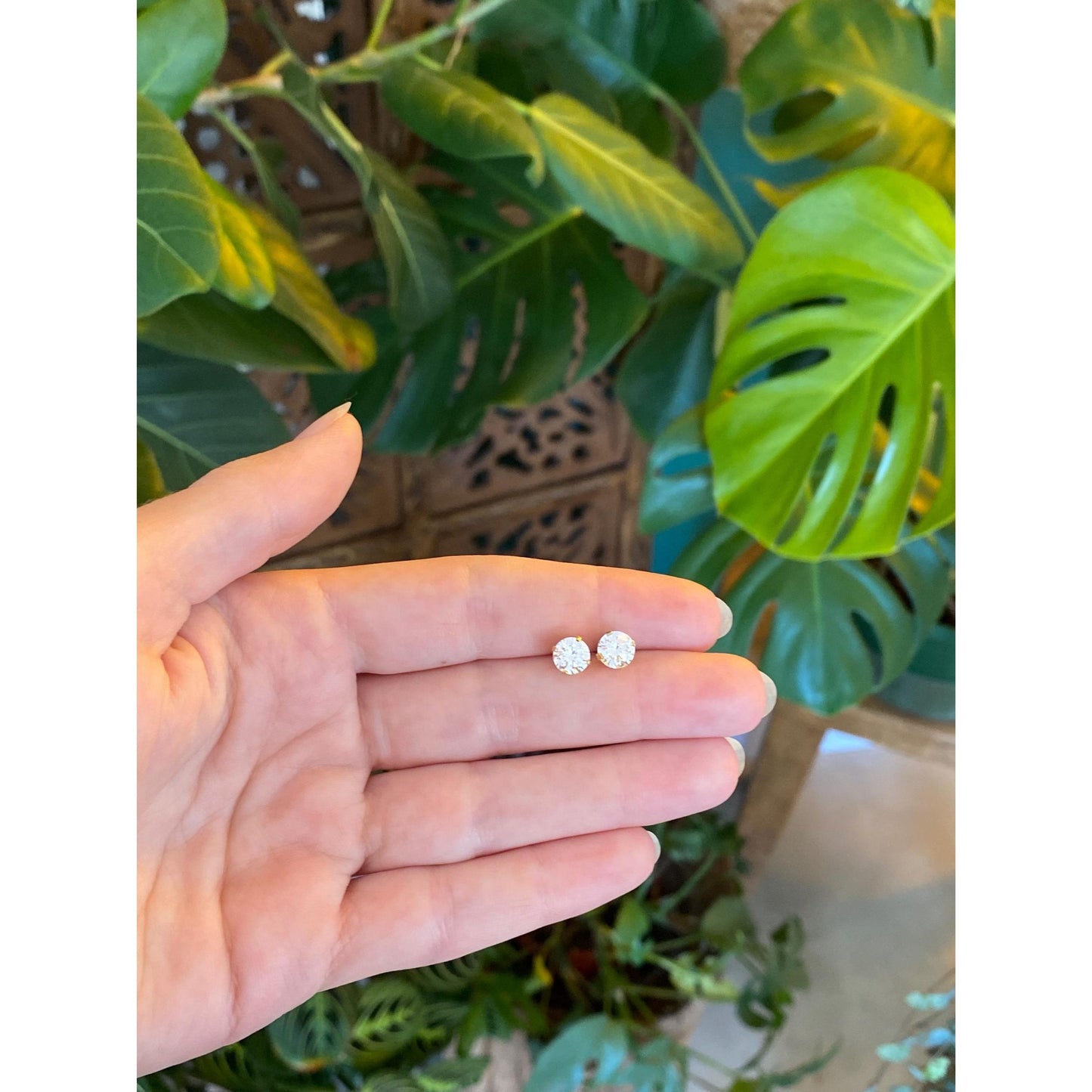 Solid 14k Yellow Gold Cubic Zirconia Stud Earrings