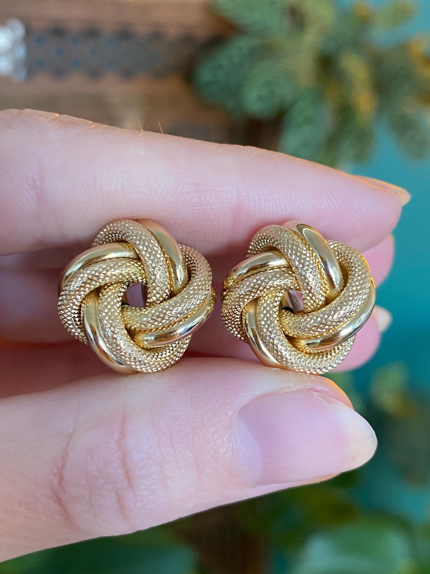 Vintage 14k Yellow Gold Large Textured Knot Stud Earrings