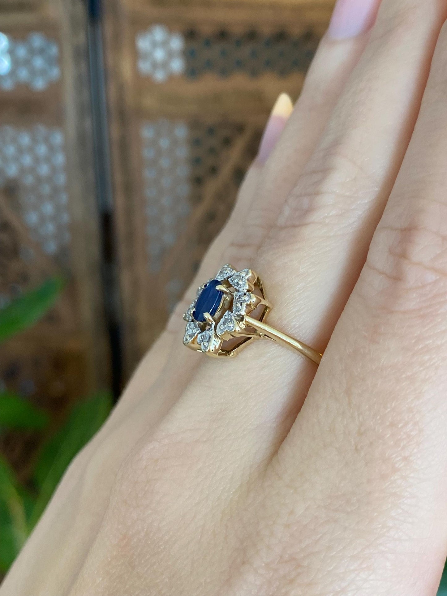 Vintage Solid 14k White & Yellow Gold Diamond Halo Blue Sapphire Ring - Size 6.75