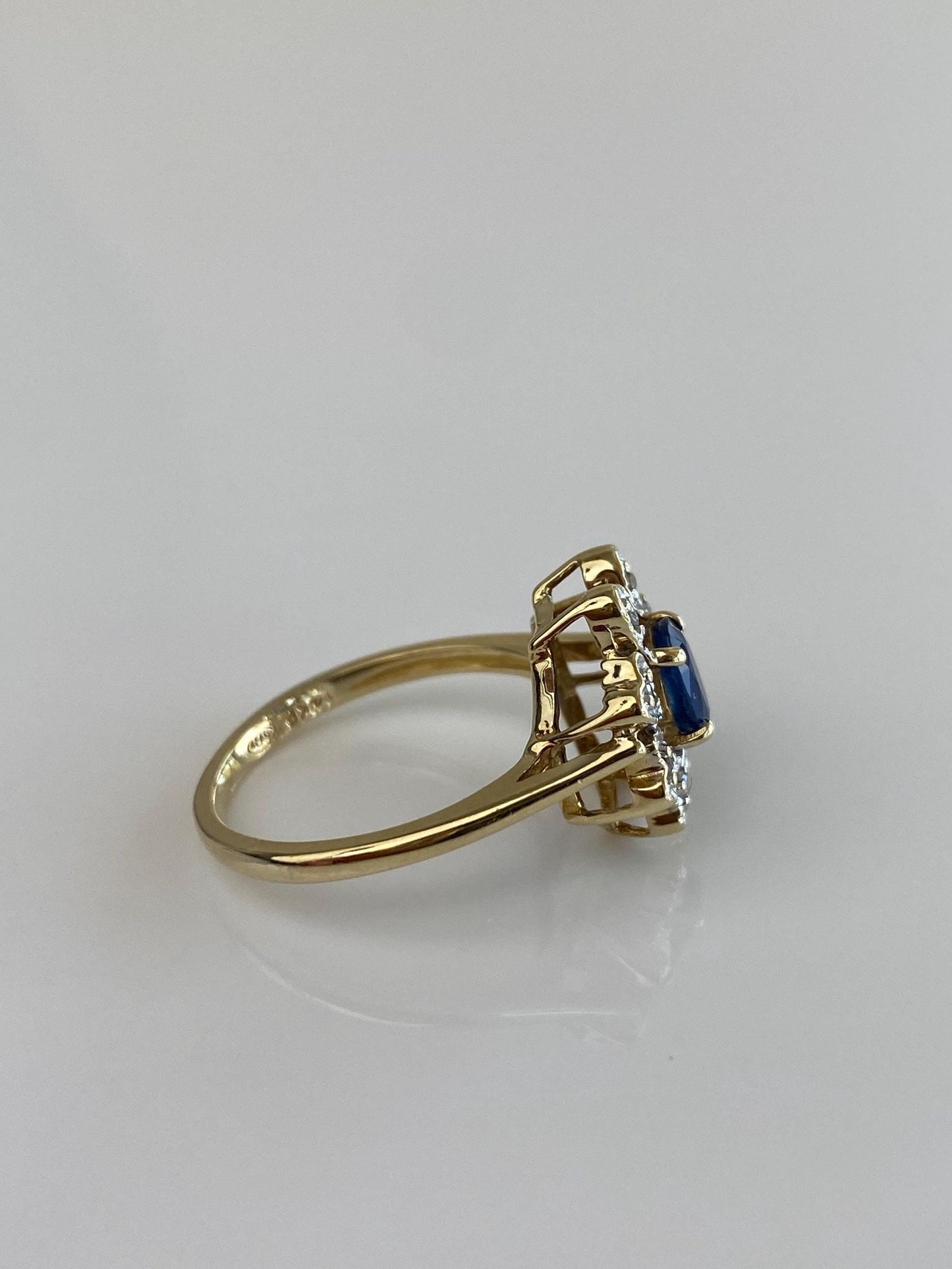 Vintage Solid 14k White & Yellow Gold Diamond Halo Blue Sapphire Ring - Size 6.75