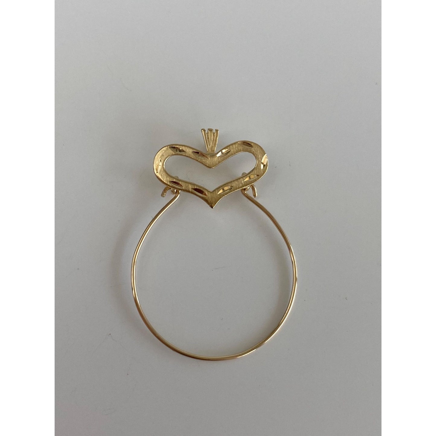 Vintage Solid 14k Yellow Gold Diamond Cut Charm Holder Charm
