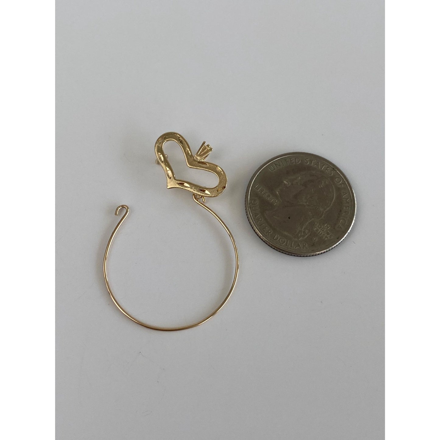 Vintage Solid 14k Yellow Gold Diamond Cut Charm Holder Charm