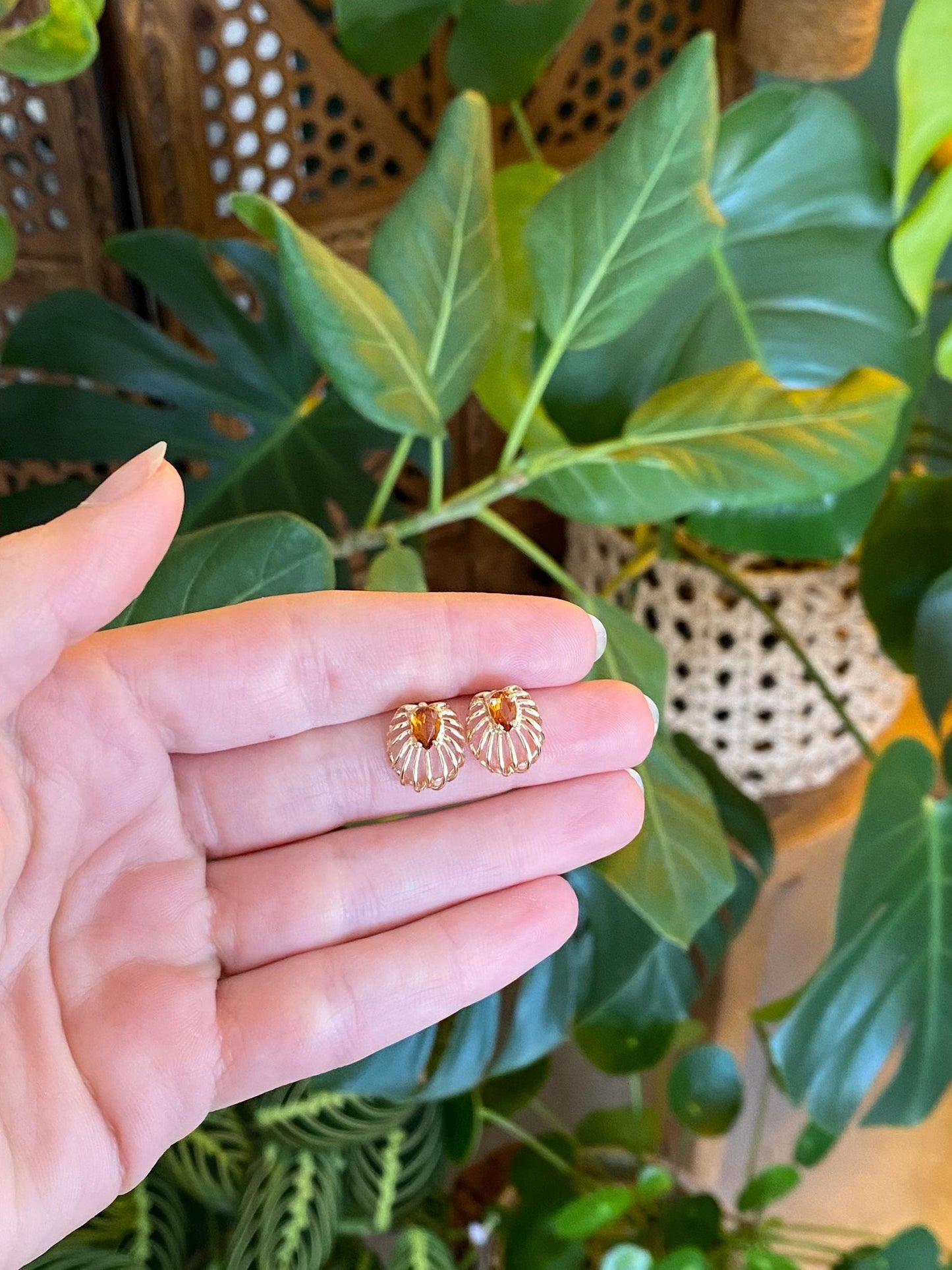 Vintage Solid 14k Yellow Gold Citrine Open Work Stud Earrings