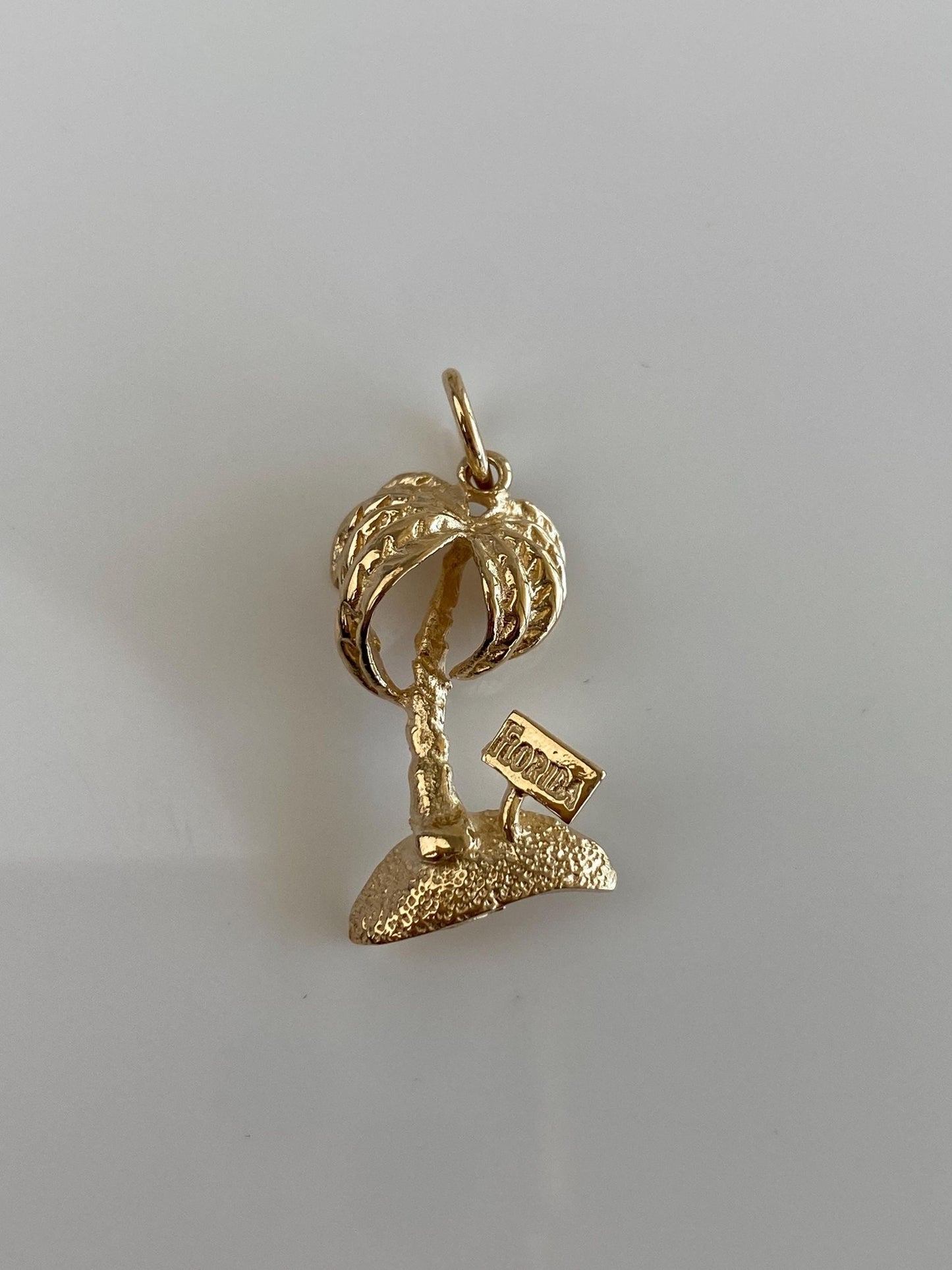 Vintage Solid 14k Yellow Gold Florida Palm Tree Charm