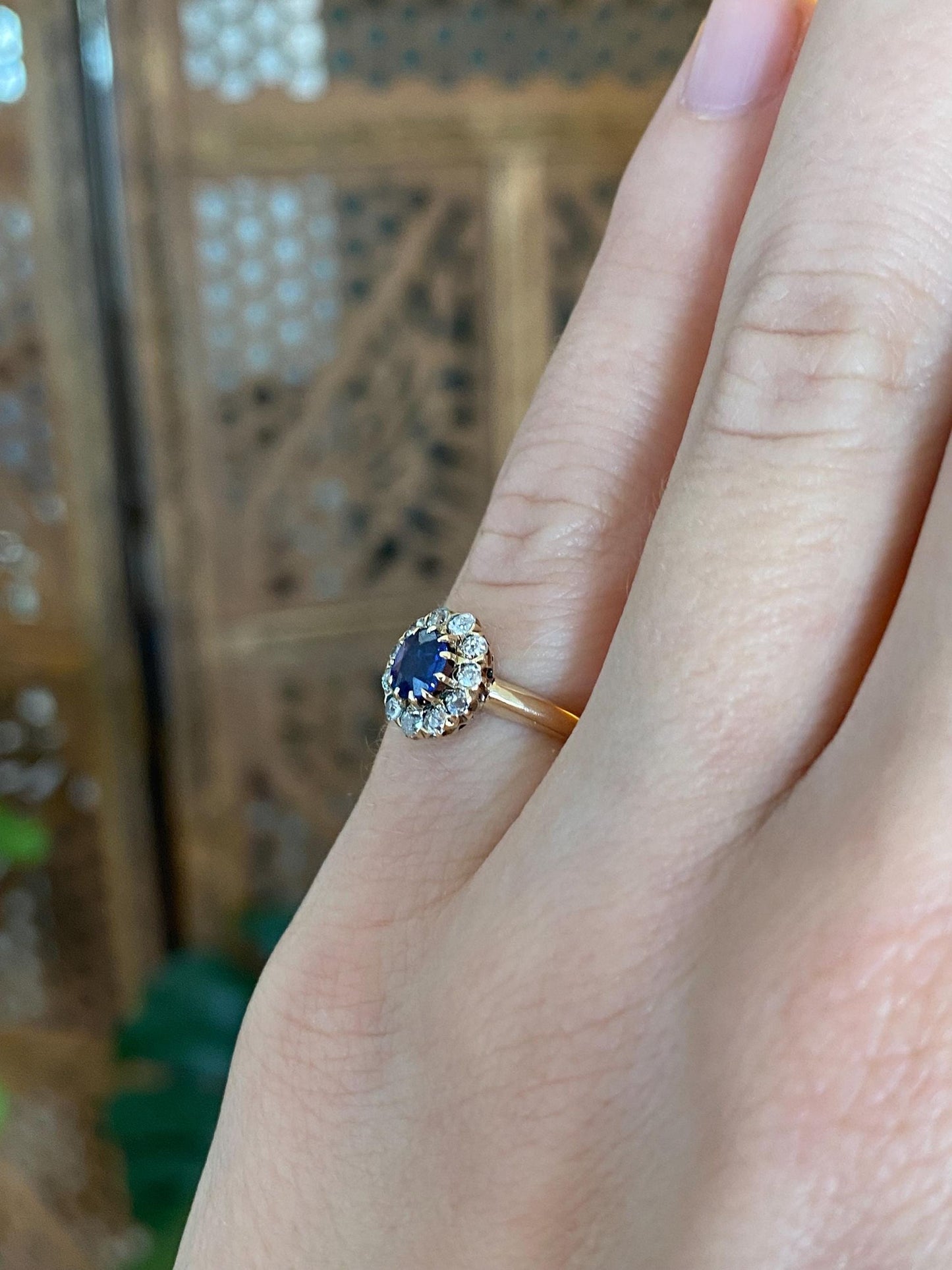 Solid 14k Yellow Gold Diamond Halo Blue Sapphire Ring - Size 3.25