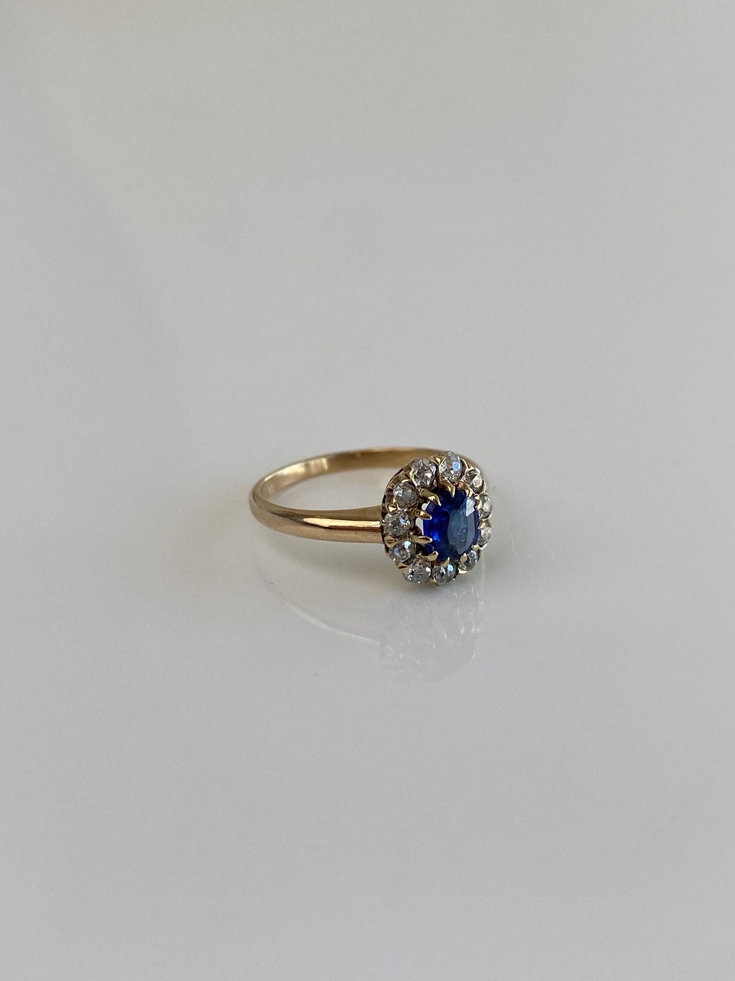 Solid 14k Yellow Gold Diamond Halo Blue Sapphire Ring - Size 3.25