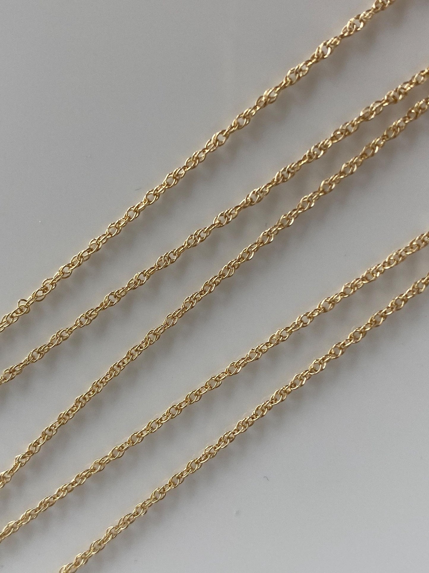 Vintage Solid 14k Yellow Gold Dainty Chain Necklace - 16.25 inches