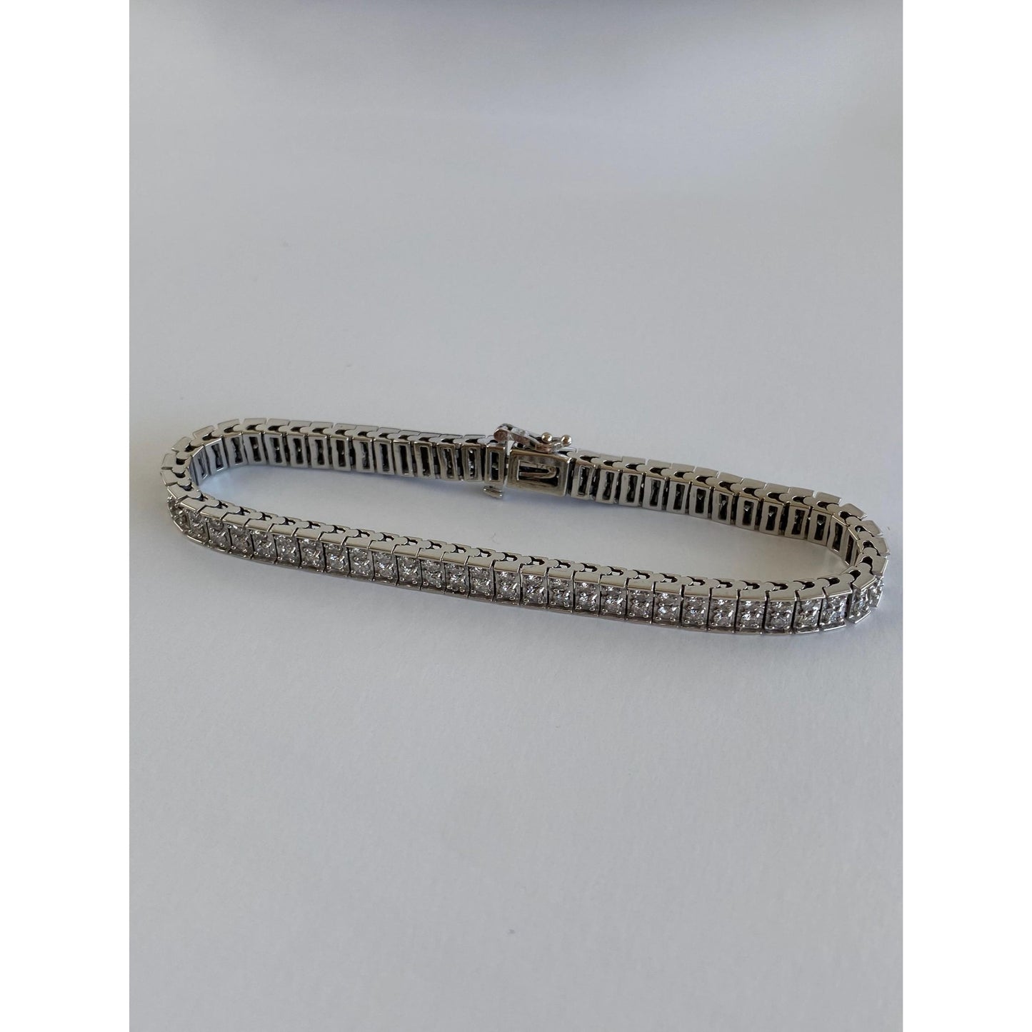 Vintage Solid 14k White Gold Diamond Tennis Line Bracelet - 7.5 inches