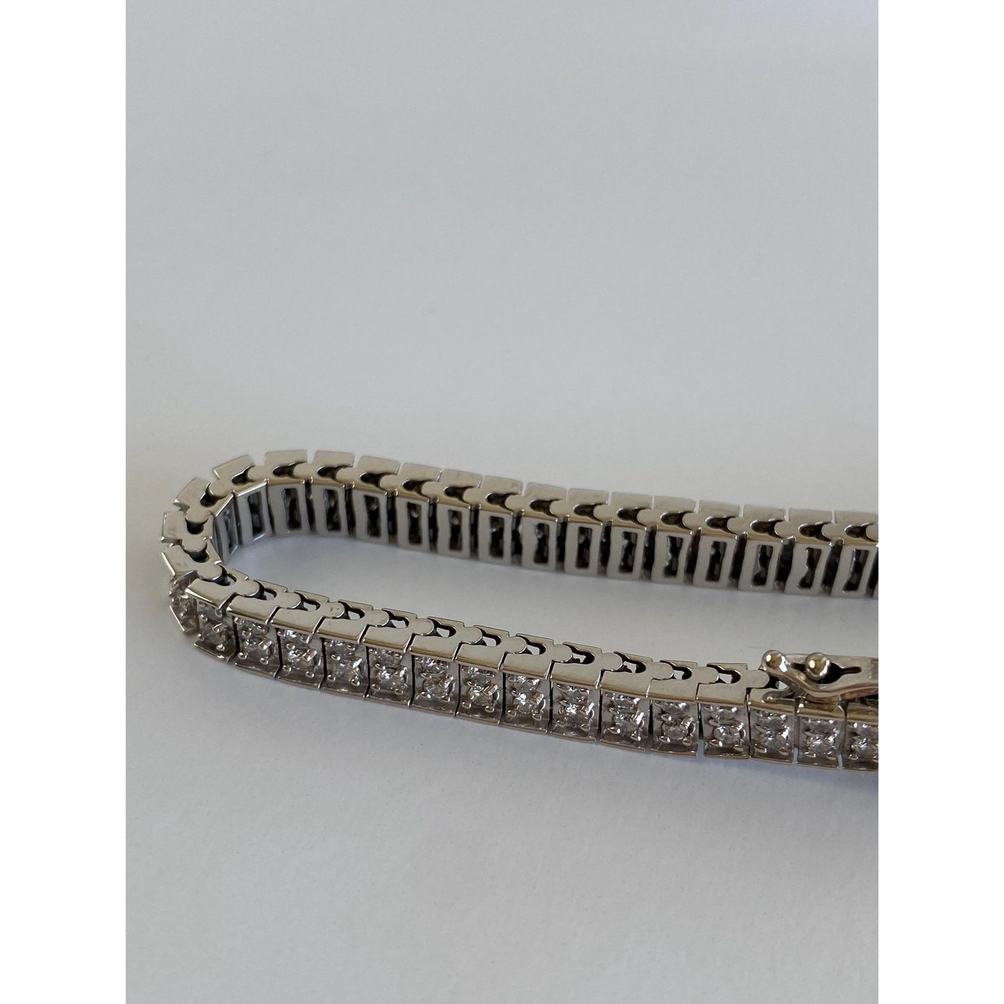 Vintage Solid 14k White Gold Diamond Tennis Line Bracelet - 7.5 inches