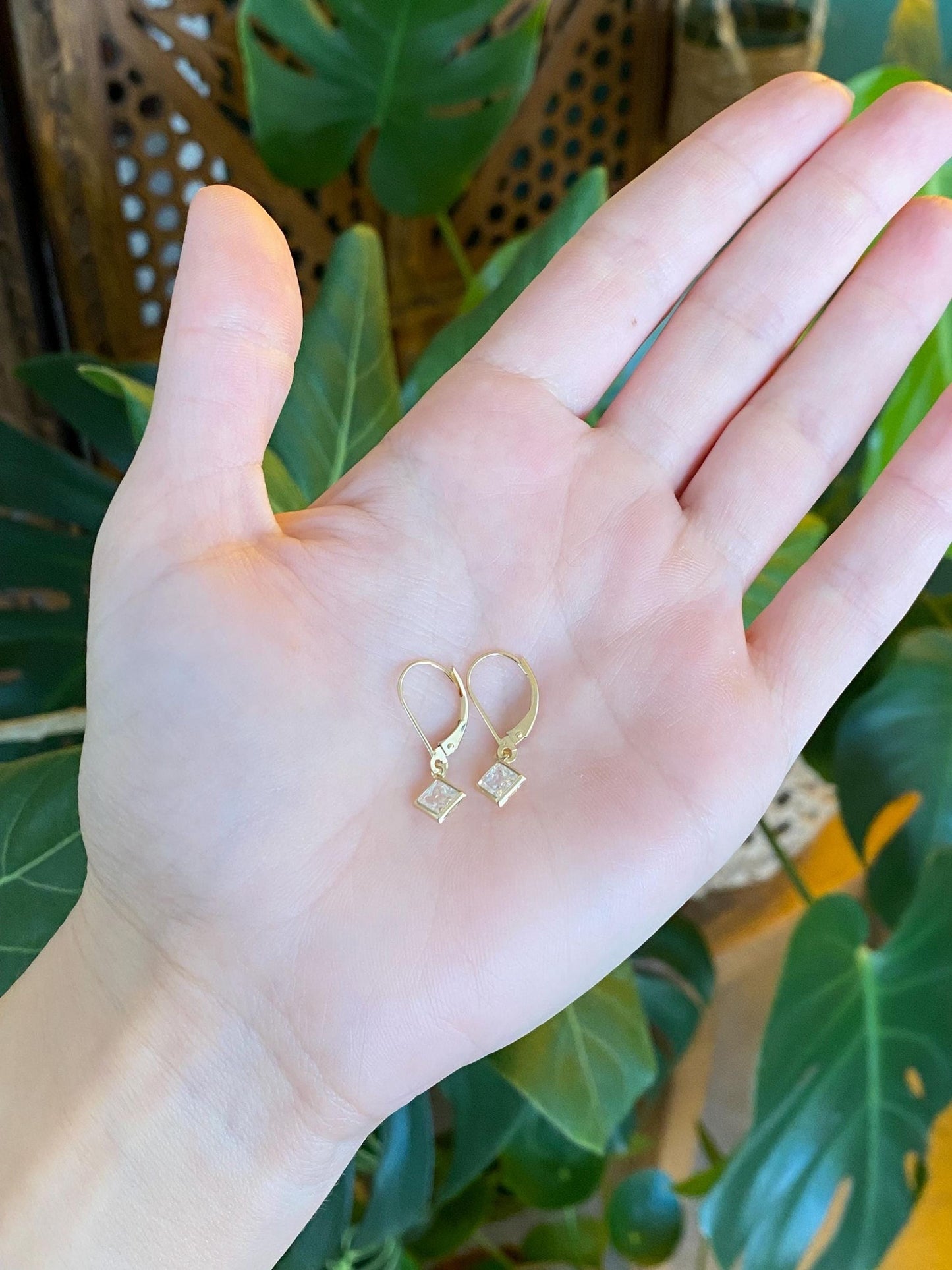 Vintage Solid 14k Yellow Gold Clear Cubic Zirconia Dangle Earrings