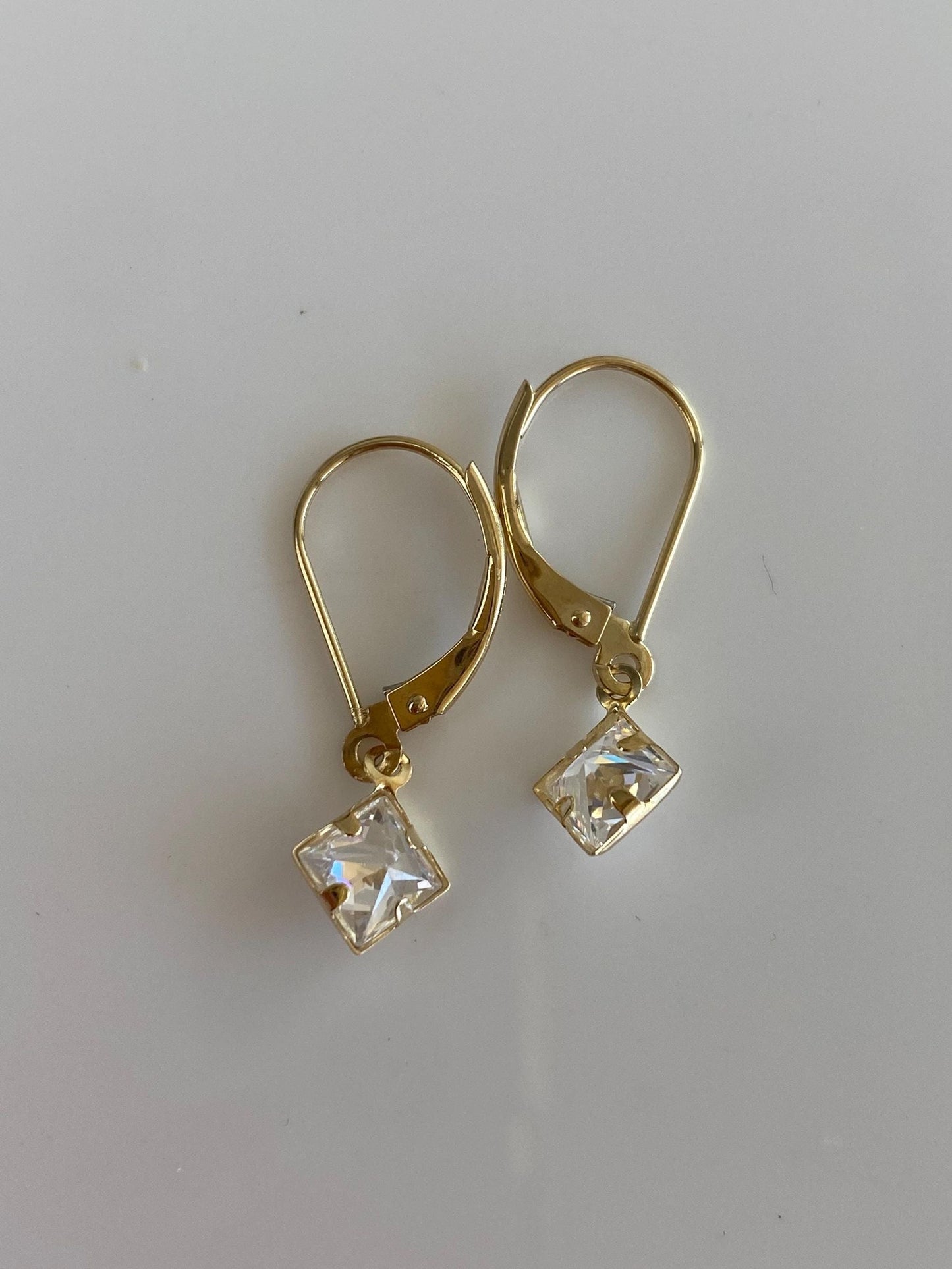 Vintage Solid 14k Yellow Gold Clear Cubic Zirconia Dangle Earrings