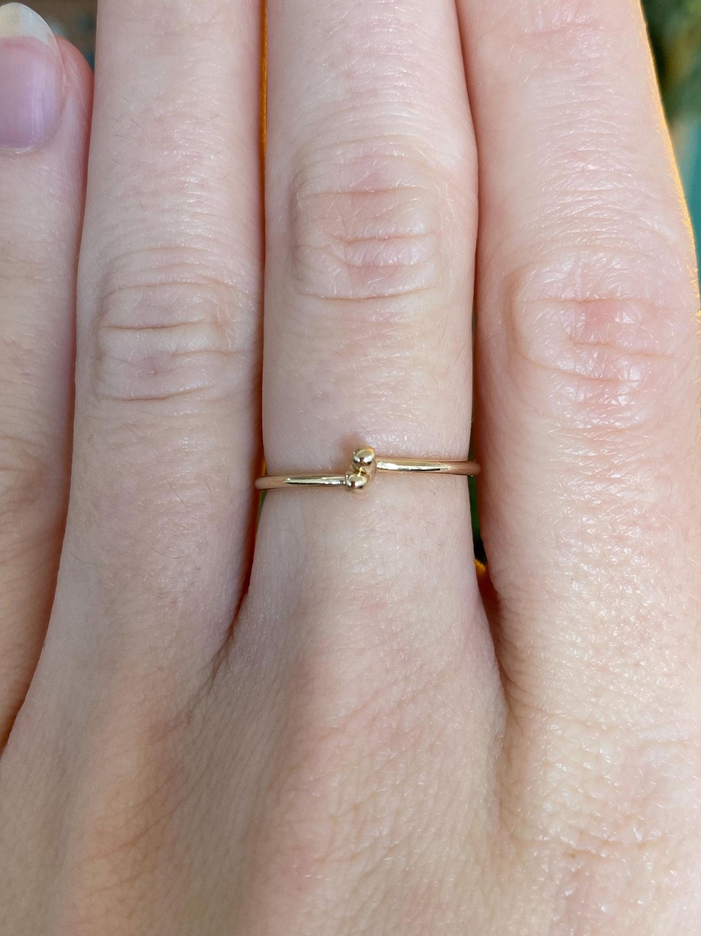 Vintage Solid 14k Yellow Gold Latch Ball Design Ring Band - Size 5.5