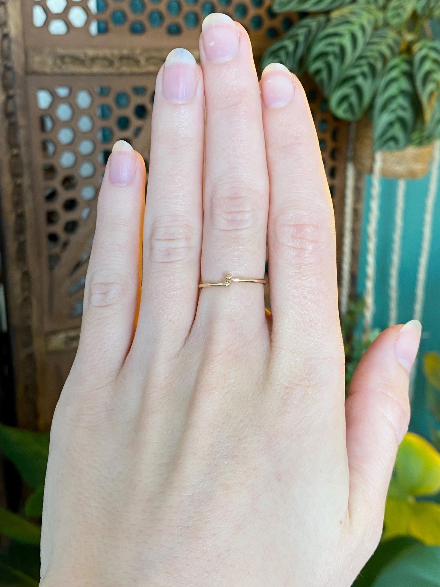 Vintage Solid 14k Yellow Gold Latch Ball Design Ring Band - Size 5.5