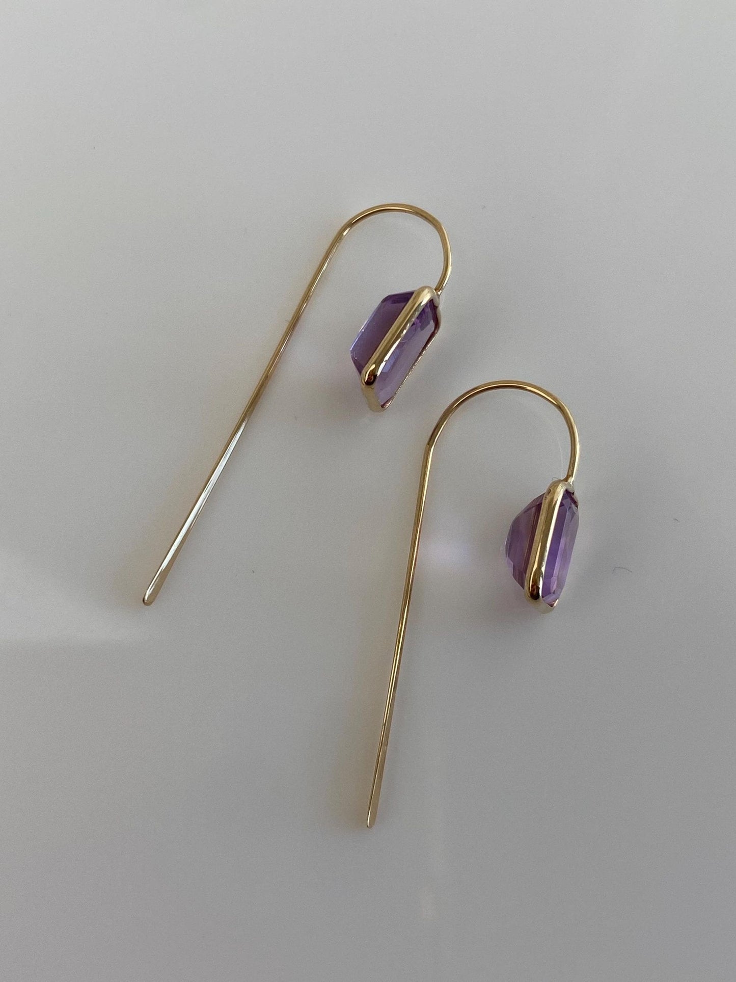 Vintage Solid 14k Yellow Gold Purple Cubic Zirconia Drop Earrings
