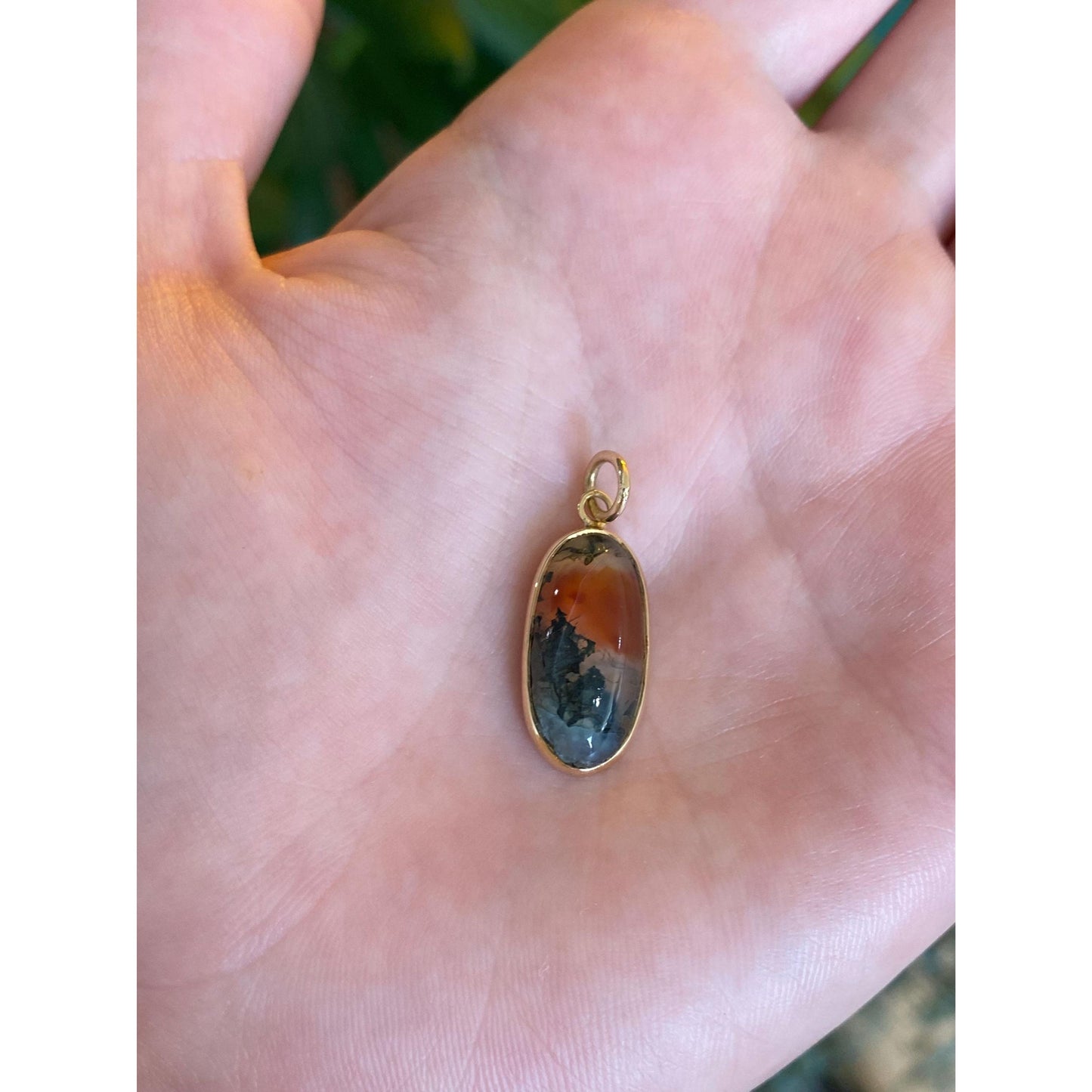 Vintage Solid 14k Yellow Gold Agate Charm