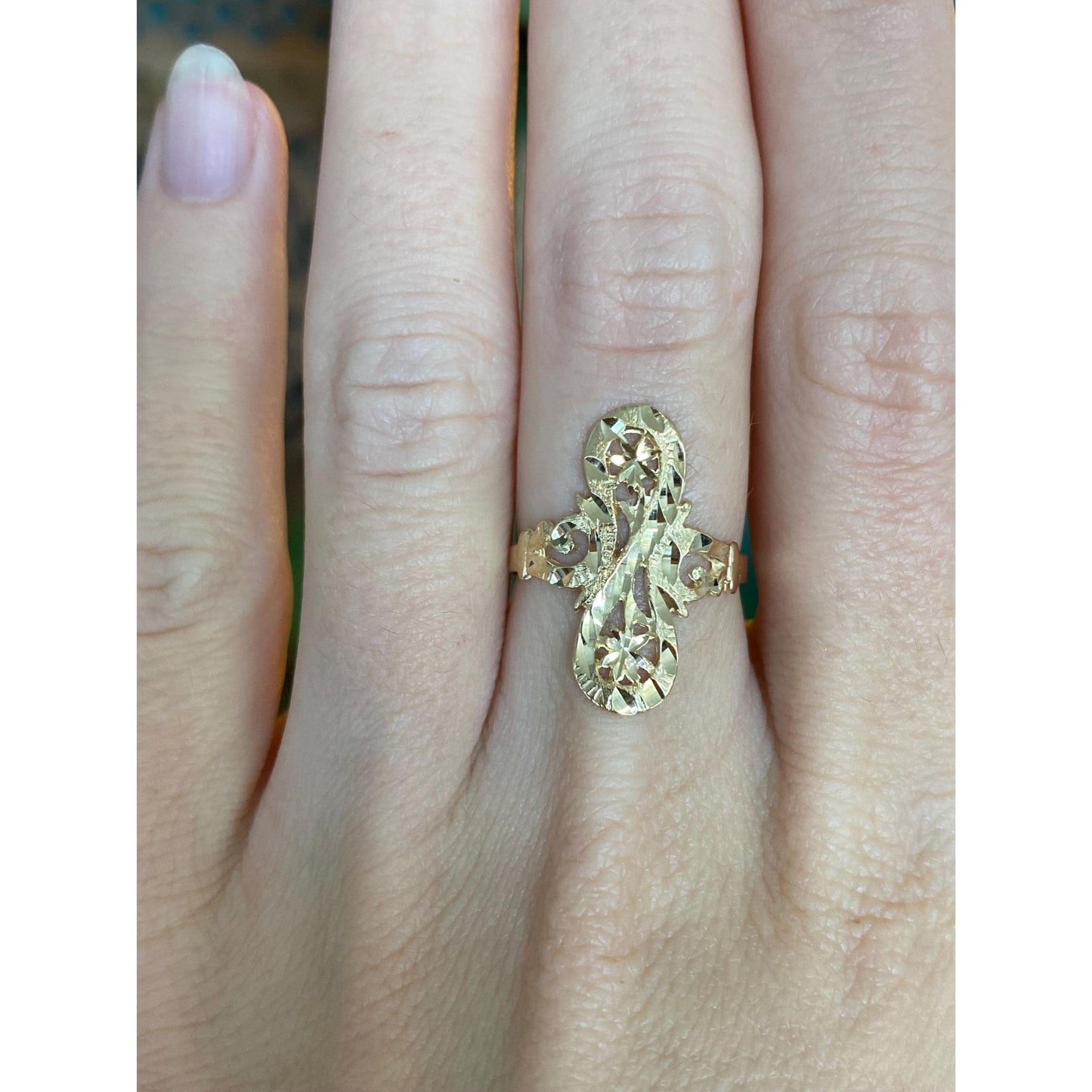 Vintage Solid 10k Yellow Gold Diamond Cut Ring - Size 6