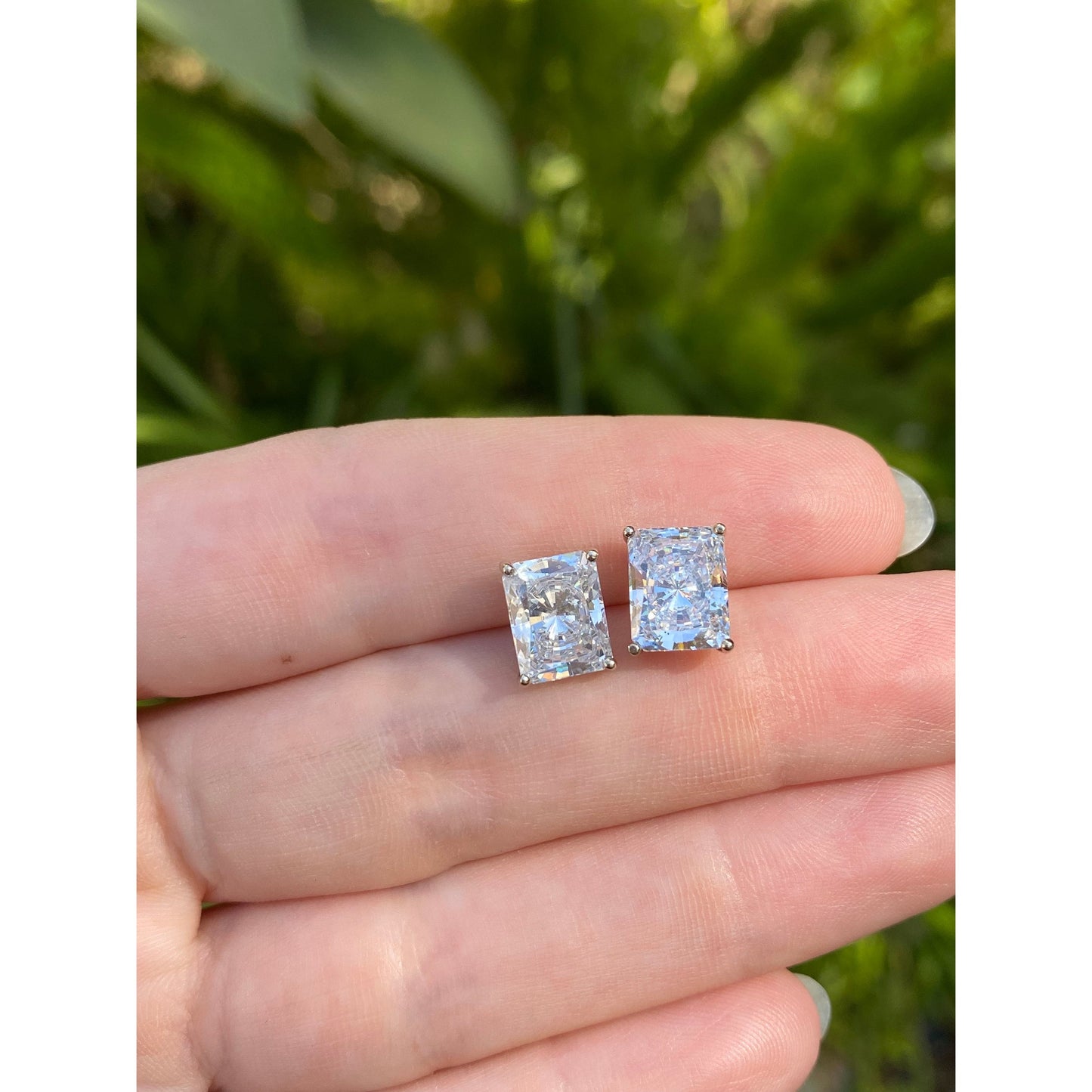 Solid 14k White Gold Cubic Zirconia Stud Earrings