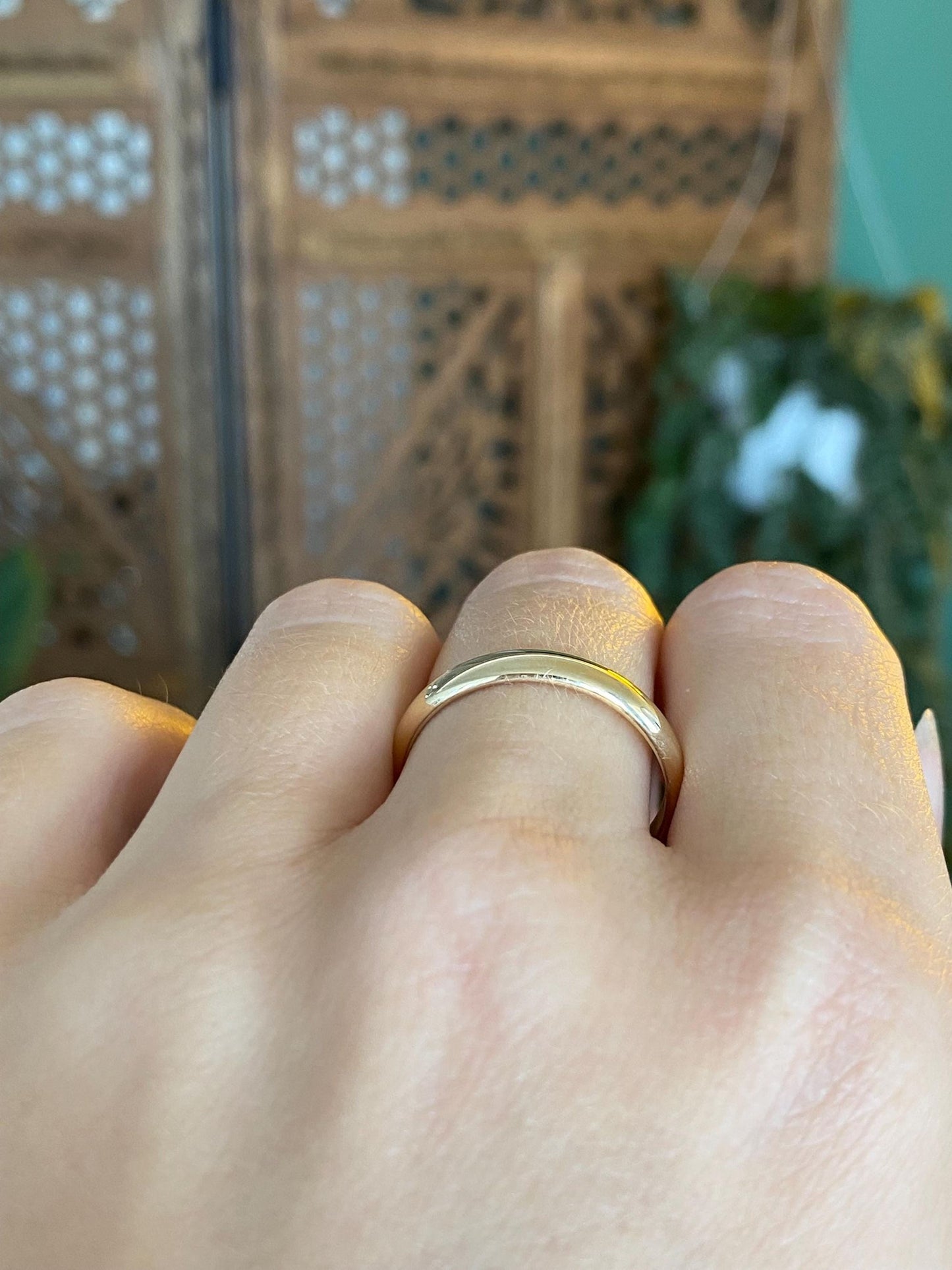 Vintage Solid 14k Yellow Gold Ring Band - Size 10
