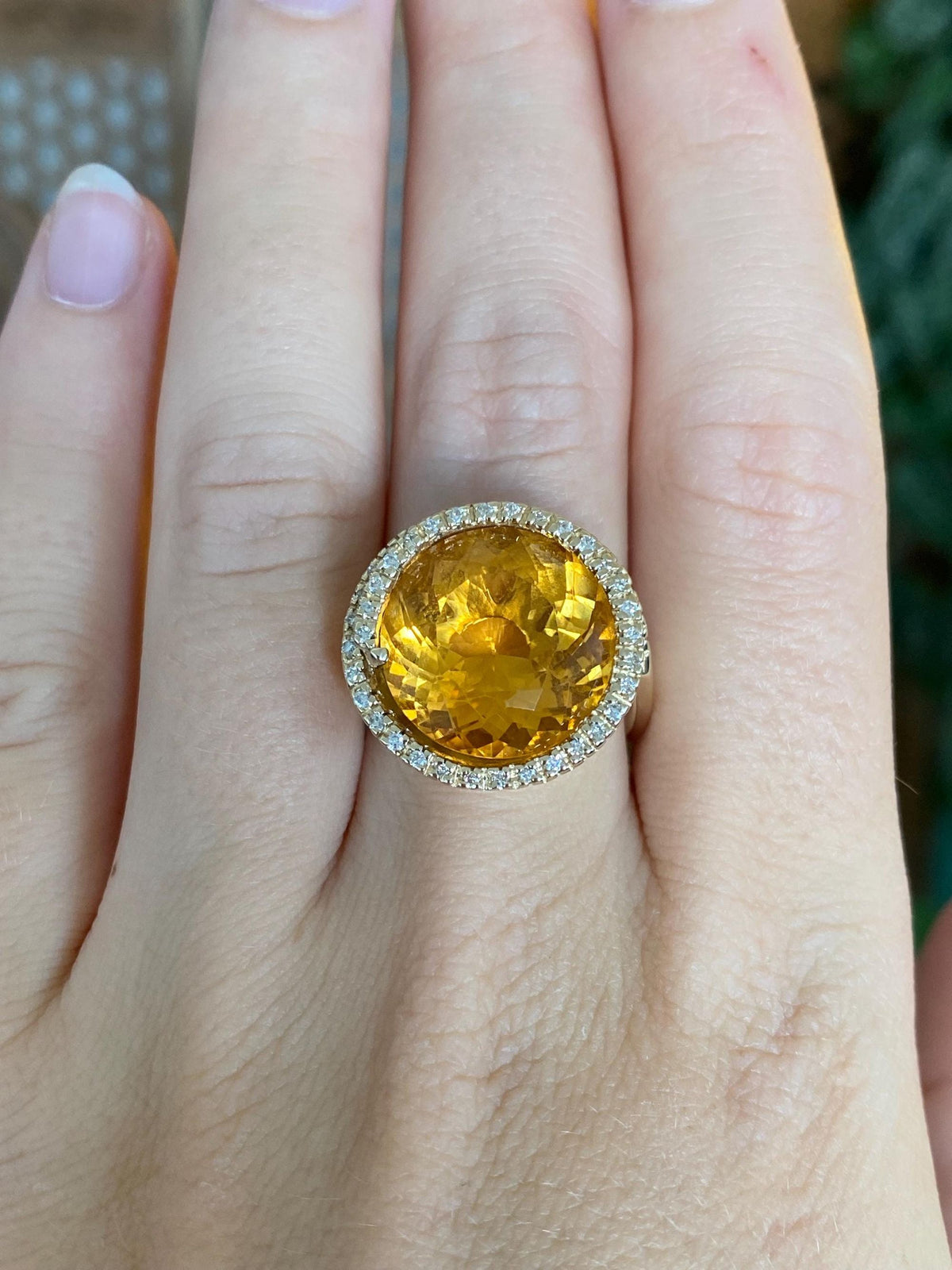 Vintage Solid 14k Yellow Gold Diamond Halo Citrine Ring - Size 7.25