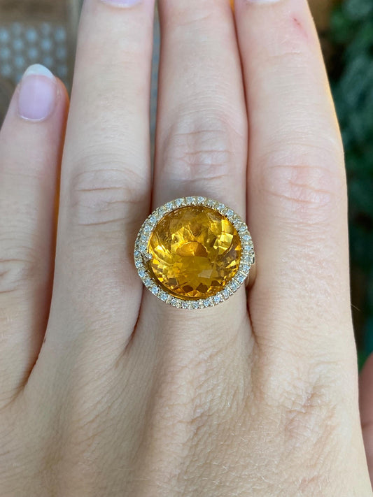 Vintage Solid 14k Yellow Gold Diamond Halo Citrine Ring - Size 7.25