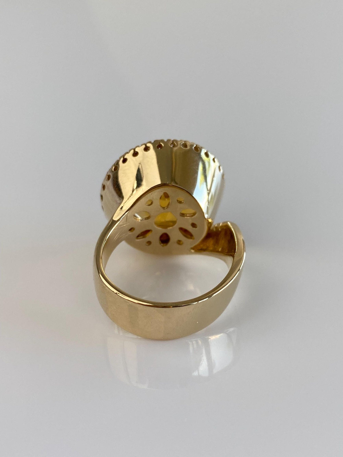 Vintage Solid 14k Yellow Gold Diamond Halo Citrine Ring - Size 7.25