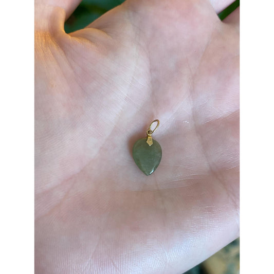 Vintage Solid 14k Yellow Gold Little Jade Charm