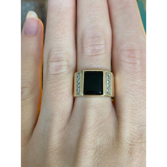 Vintage Solid 10k Yellow Gold Onyx & Diamond Ring - Size 7.5