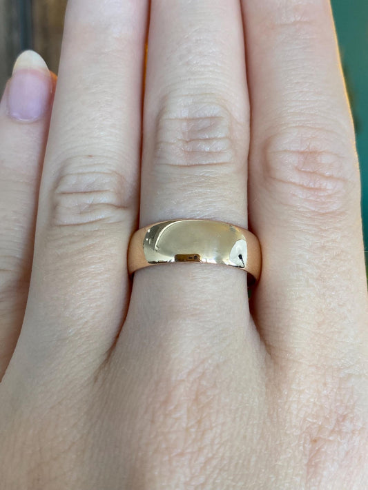 Vintage Solid 14k Rosey Gold Ring Band - Size 9