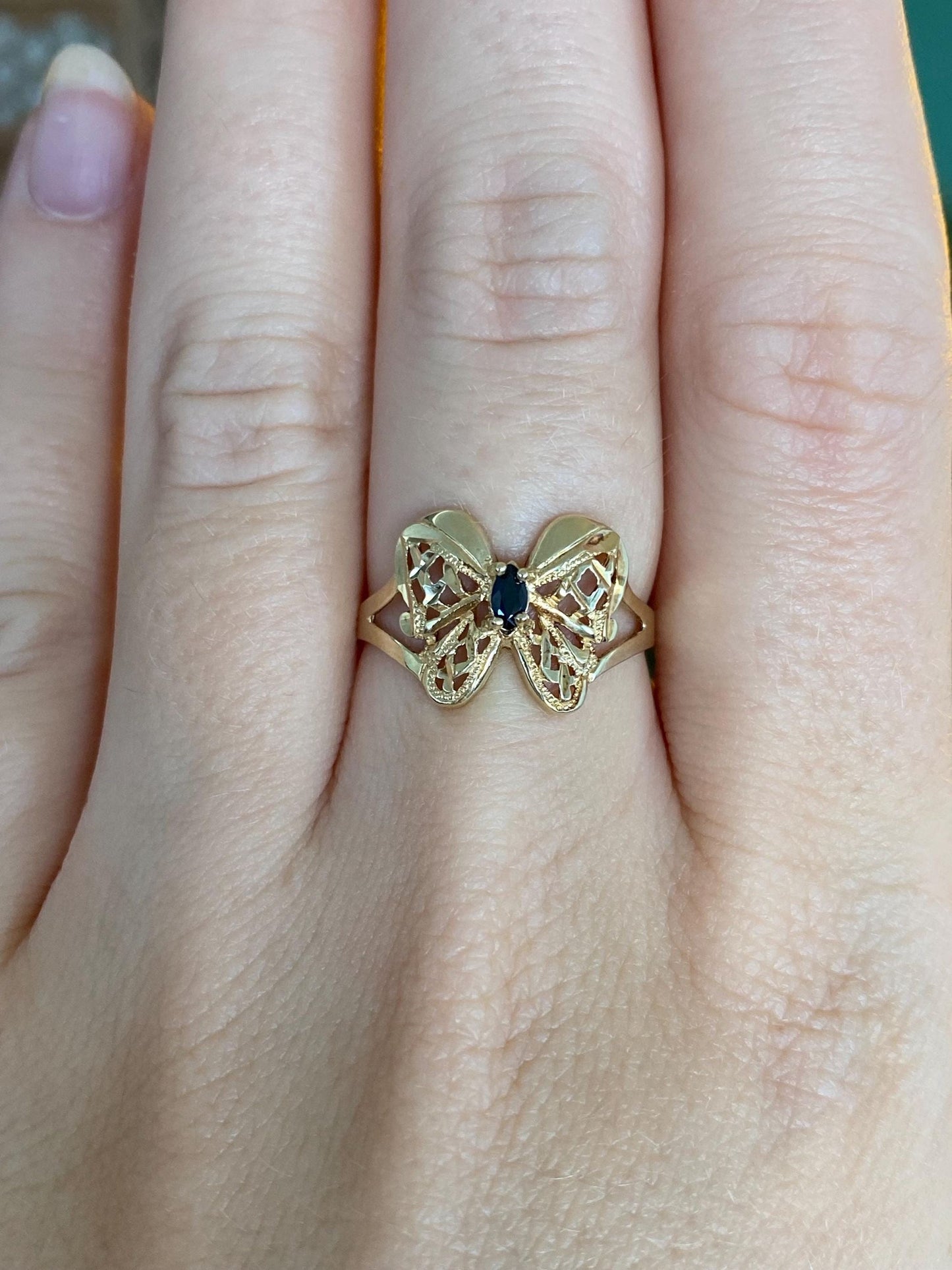 Vintage Solid 10k Yellow Gold Blue Sapphire Diamond Cut Butterfly Ring - Size 6.75