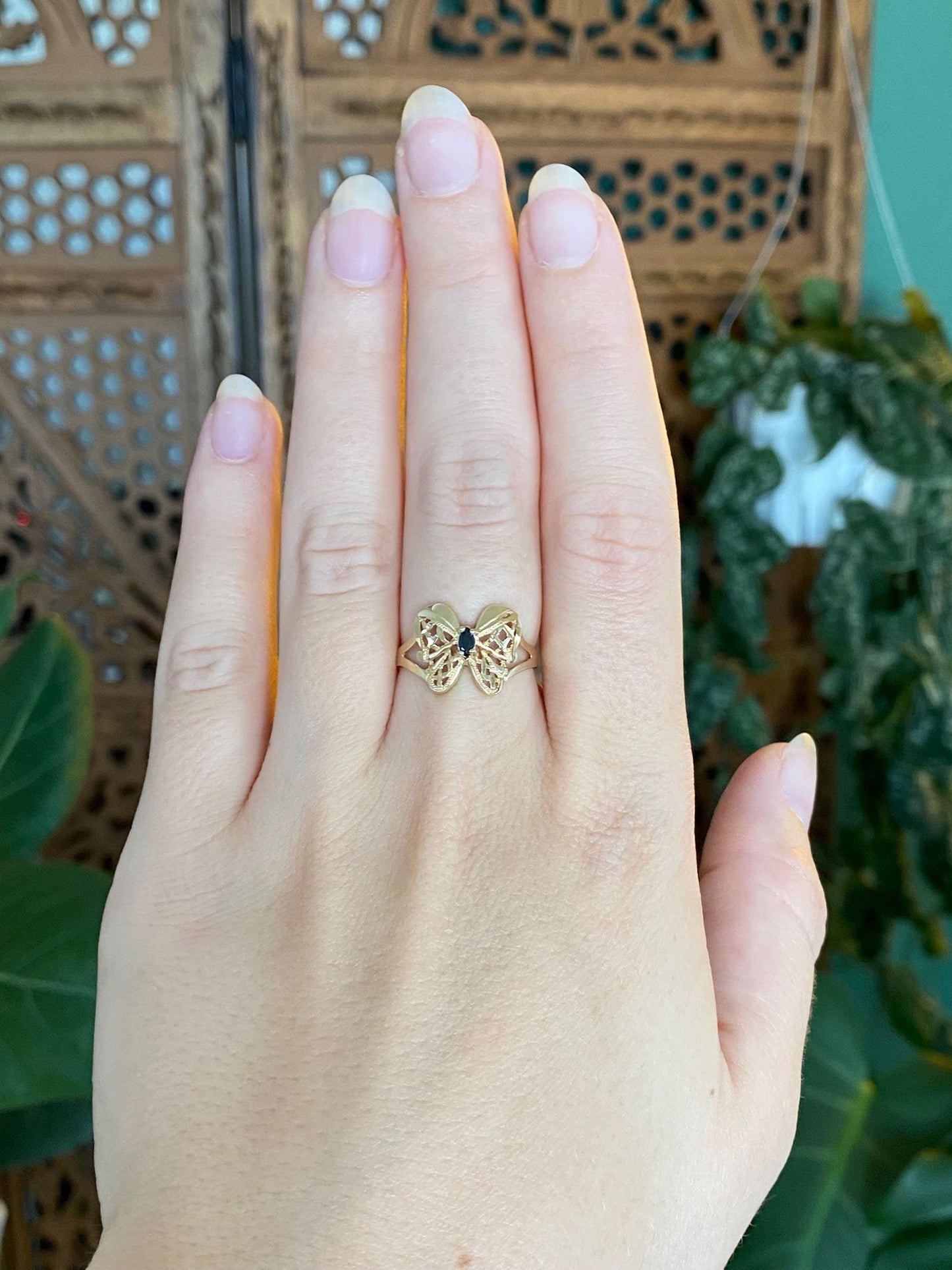 Vintage Solid 10k Yellow Gold Blue Sapphire Diamond Cut Butterfly Ring - Size 6.75