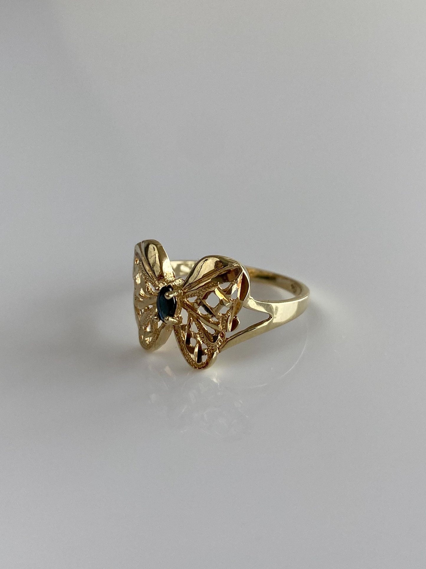 Vintage Solid 10k Yellow Gold Blue Sapphire Diamond Cut Butterfly Ring - Size 6.75