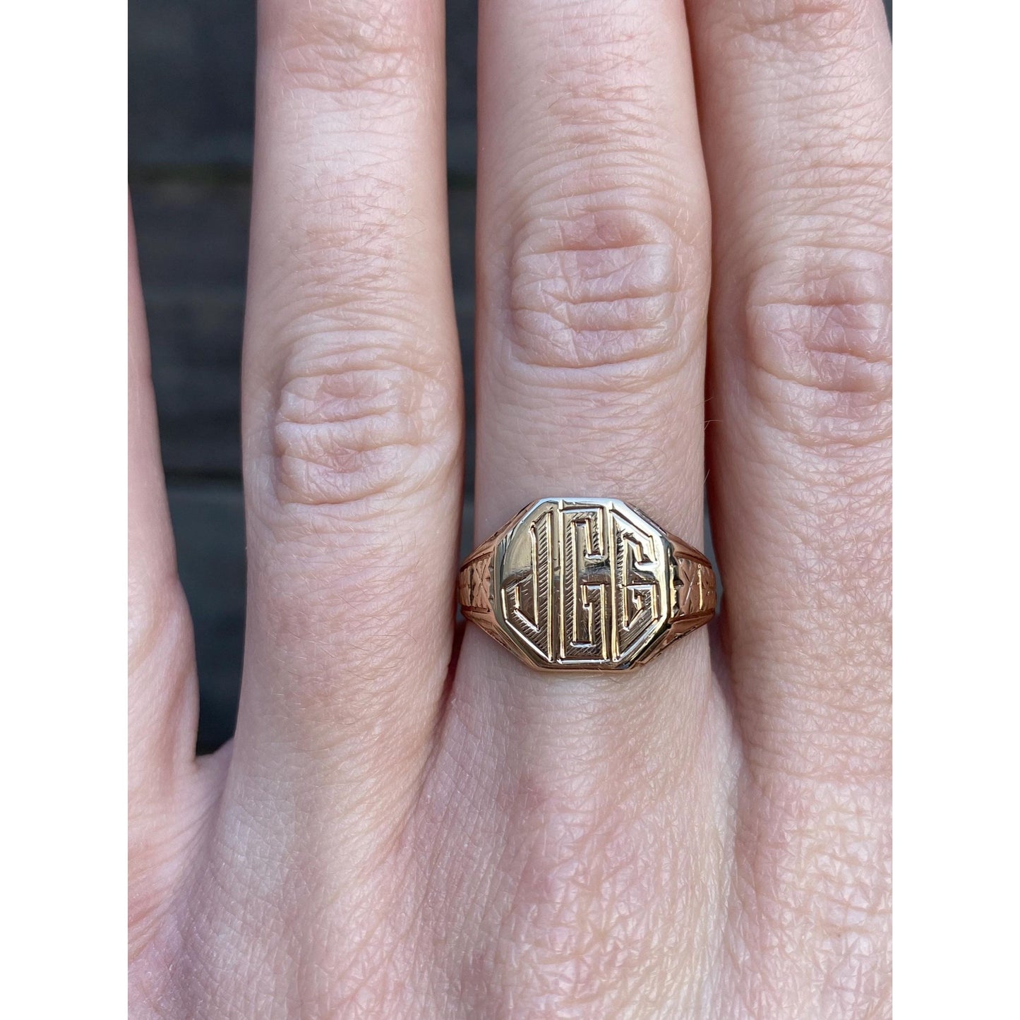 Vintage Solid 10k Yellow Gold Monogram JGC Pattern Signet Ring - Size 6.75