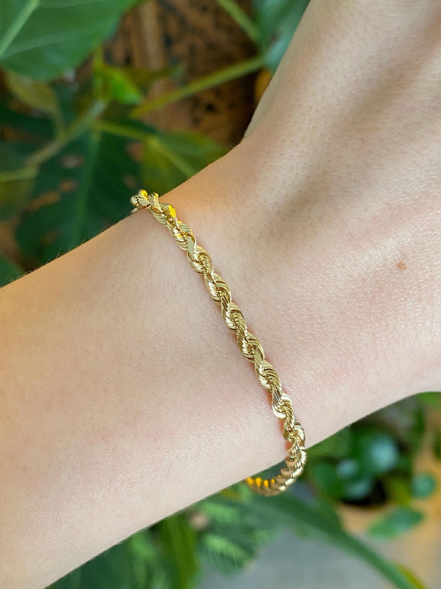 Vintage Solid 14k Yellow Gold Diamond Cut Rope Chain Bracelet - 7.75 inches