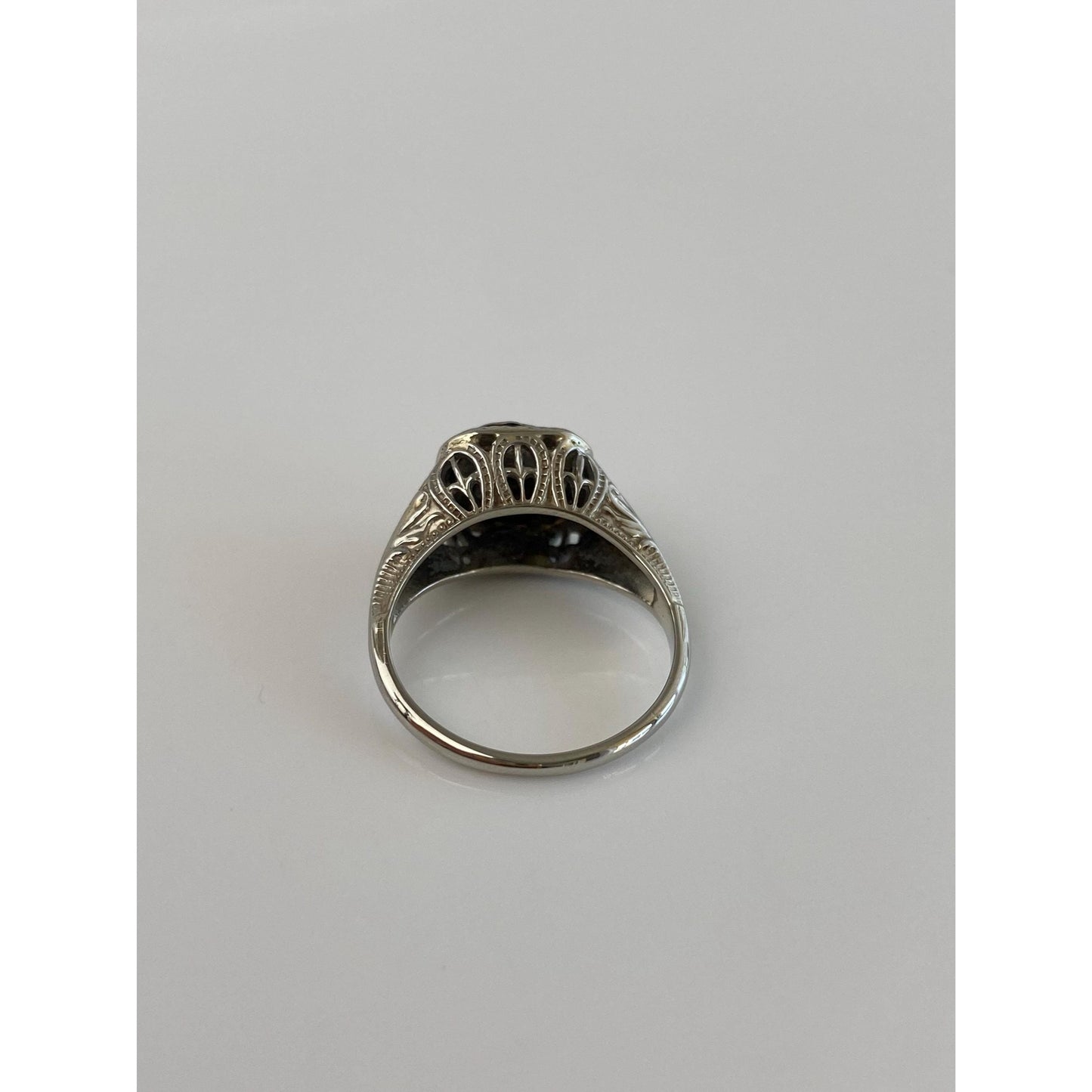 Vintage Solid 18k White Gold Enamel Art Deco Ring - Size 5.75