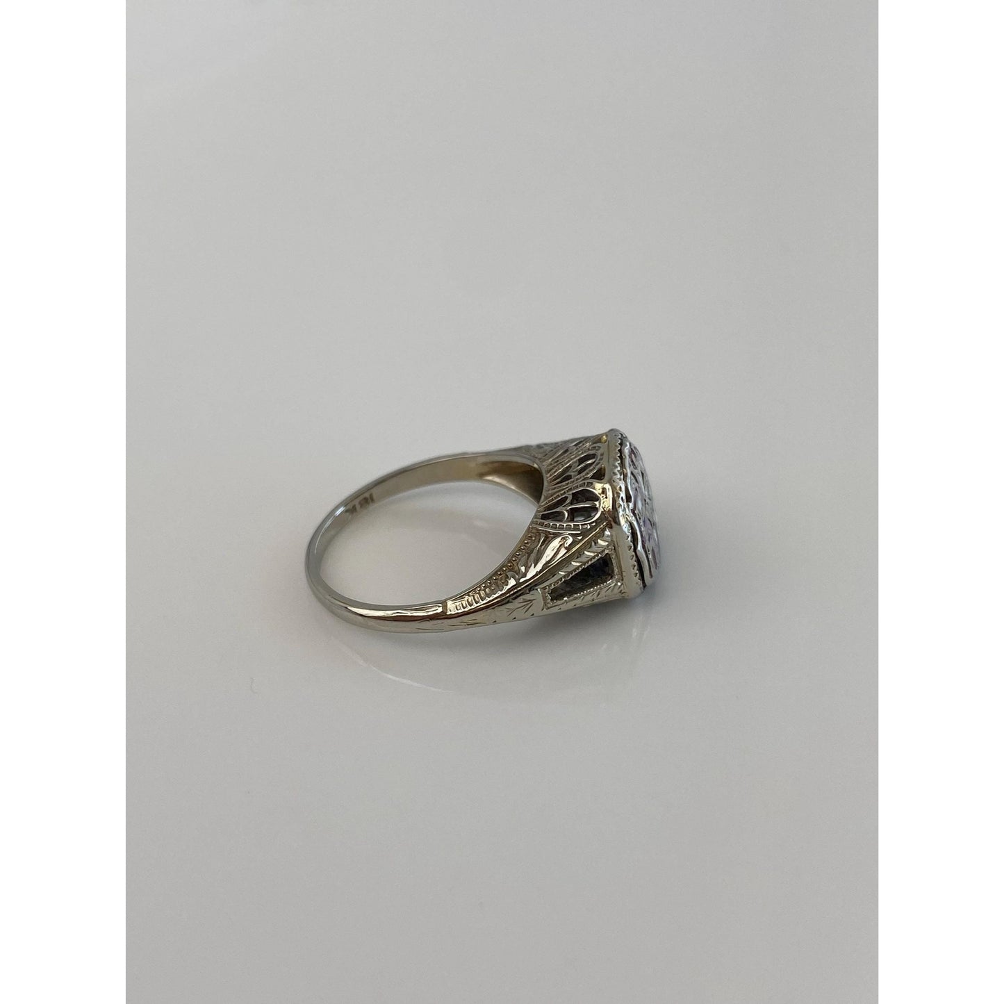 Vintage Solid 18k White Gold Enamel Art Deco Ring - Size 5.75