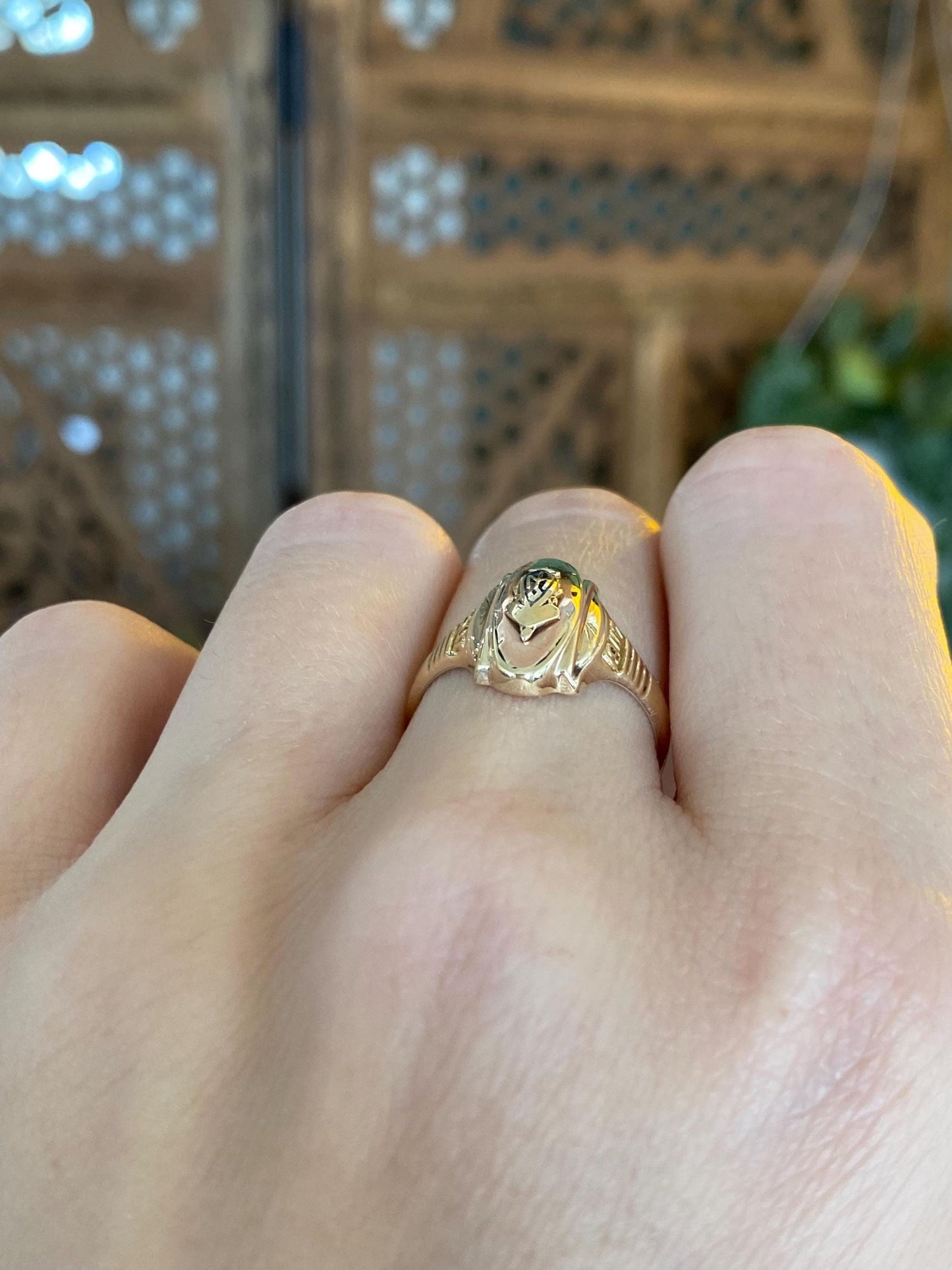 Vintage Solid 10k Yellow Gold 1947 Class Ring - Size 5.75