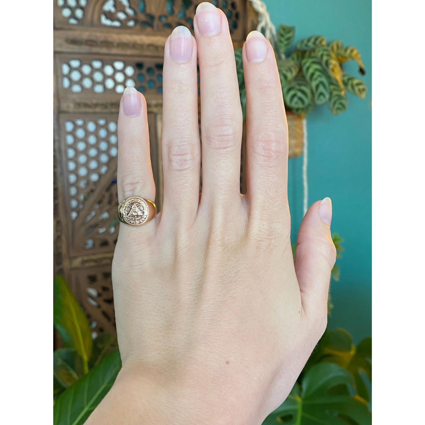 Vintage Solid 10k Rosey Gold Class Signet Ring - Size 3.5