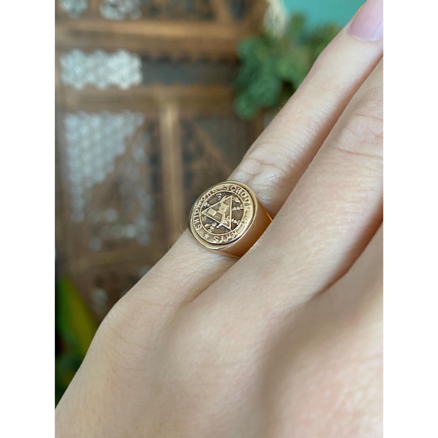 Vintage Solid 10k Rosey Gold Class Signet Ring - Size 3.5