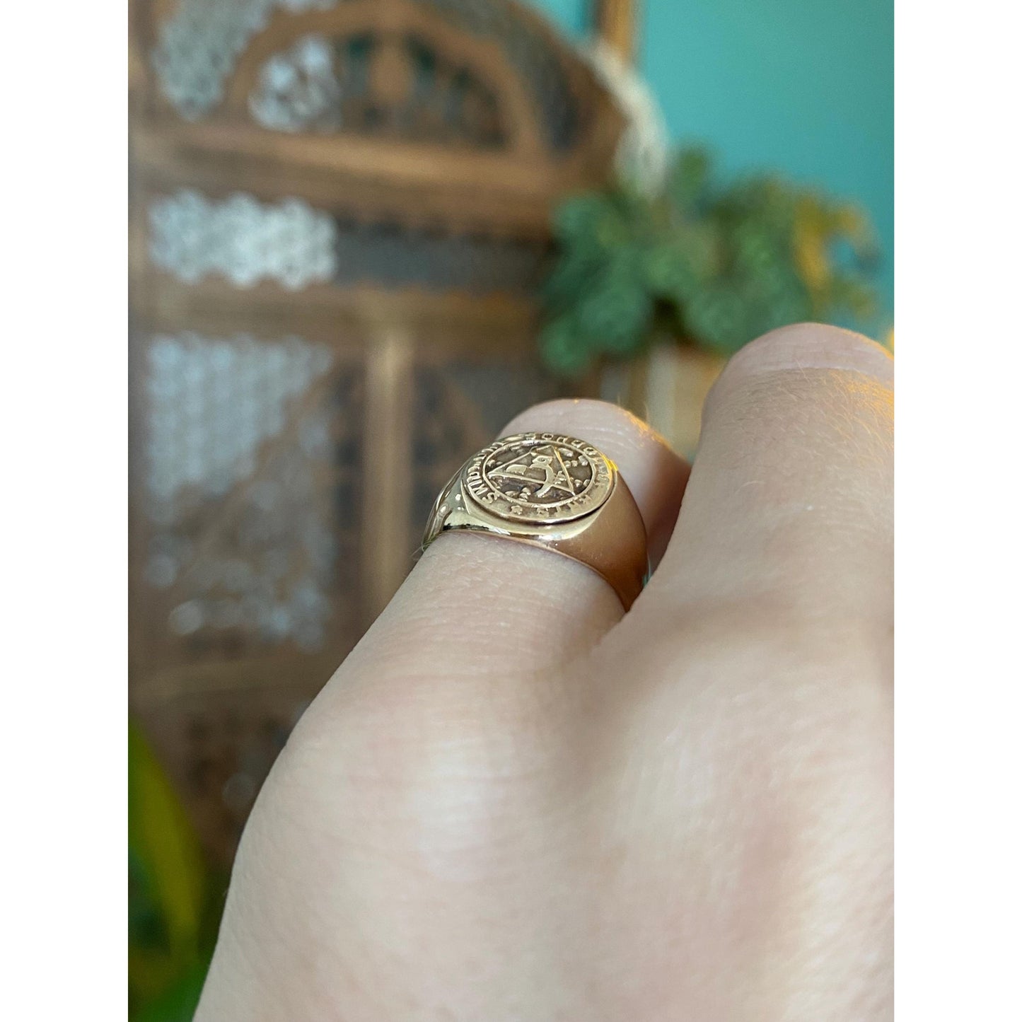 Vintage Solid 10k Rosey Gold Class Signet Ring - Size 3.5
