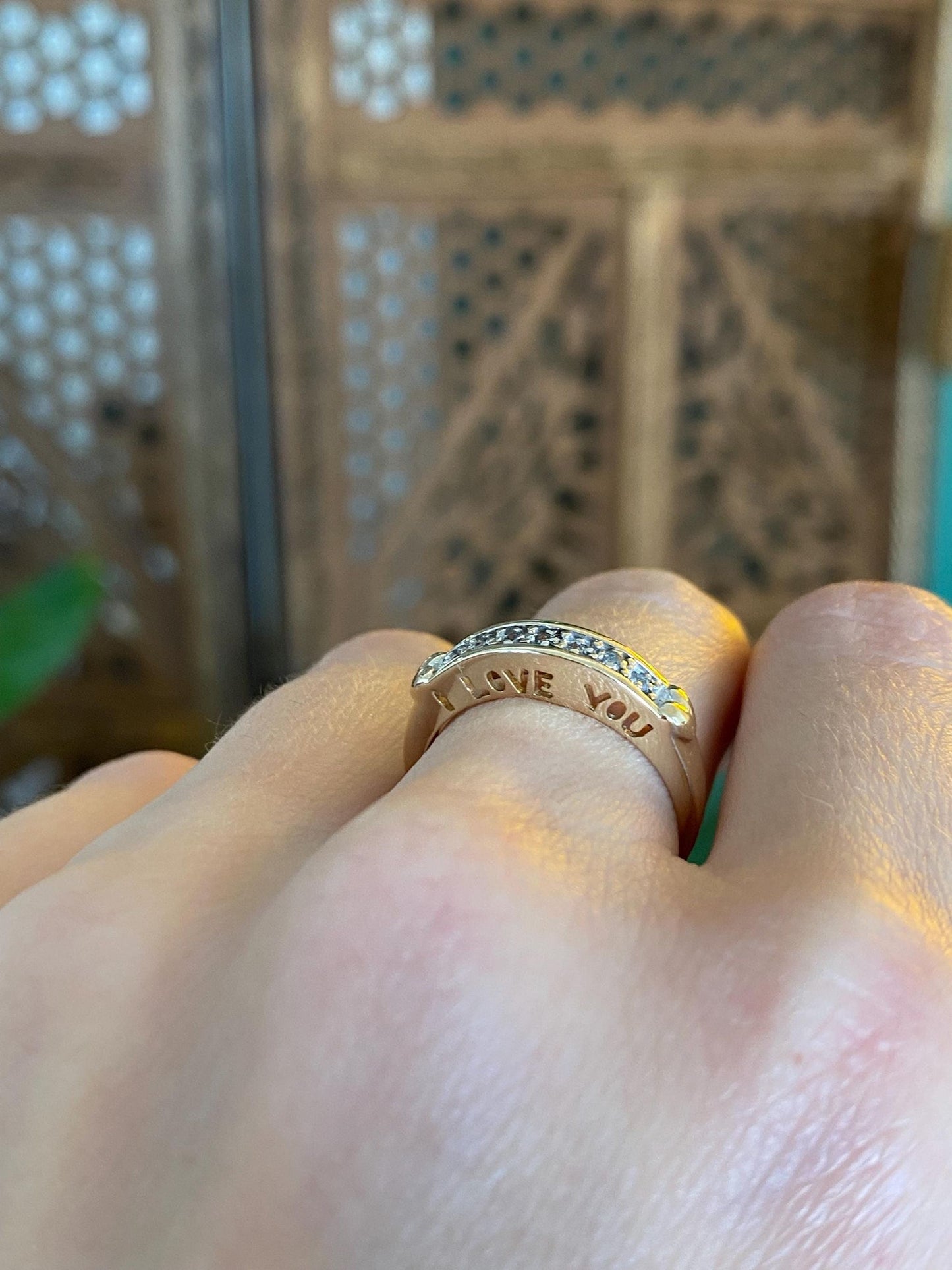 Vintage Solid 10k Yellow Gold Diamond 'I Love You' Ring Band - Size 6.5