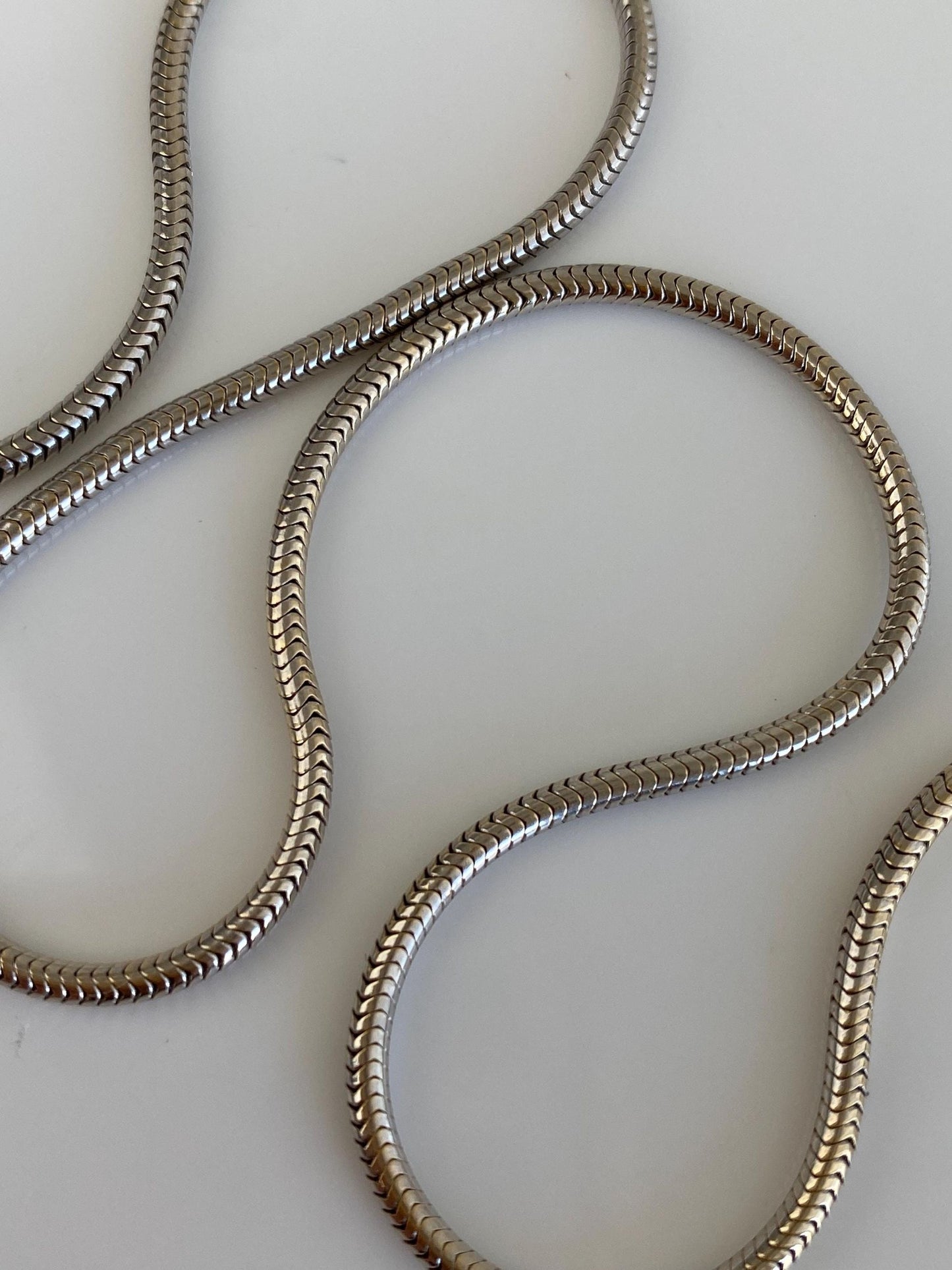 Vintage Solid 14k White Gold Chunky Snake Chain Choker Necklace - 13.5 inches