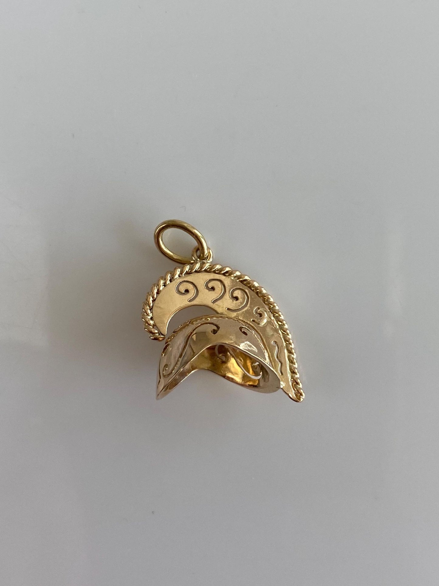 Vintage Solid 18k Yellow Gold Roman Helmet Charm