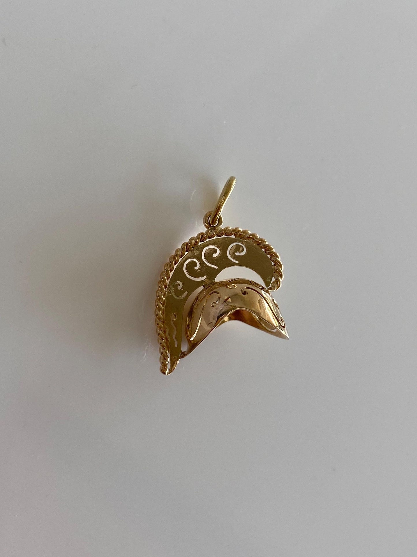 Vintage Solid 18k Yellow Gold Roman Helmet Charm